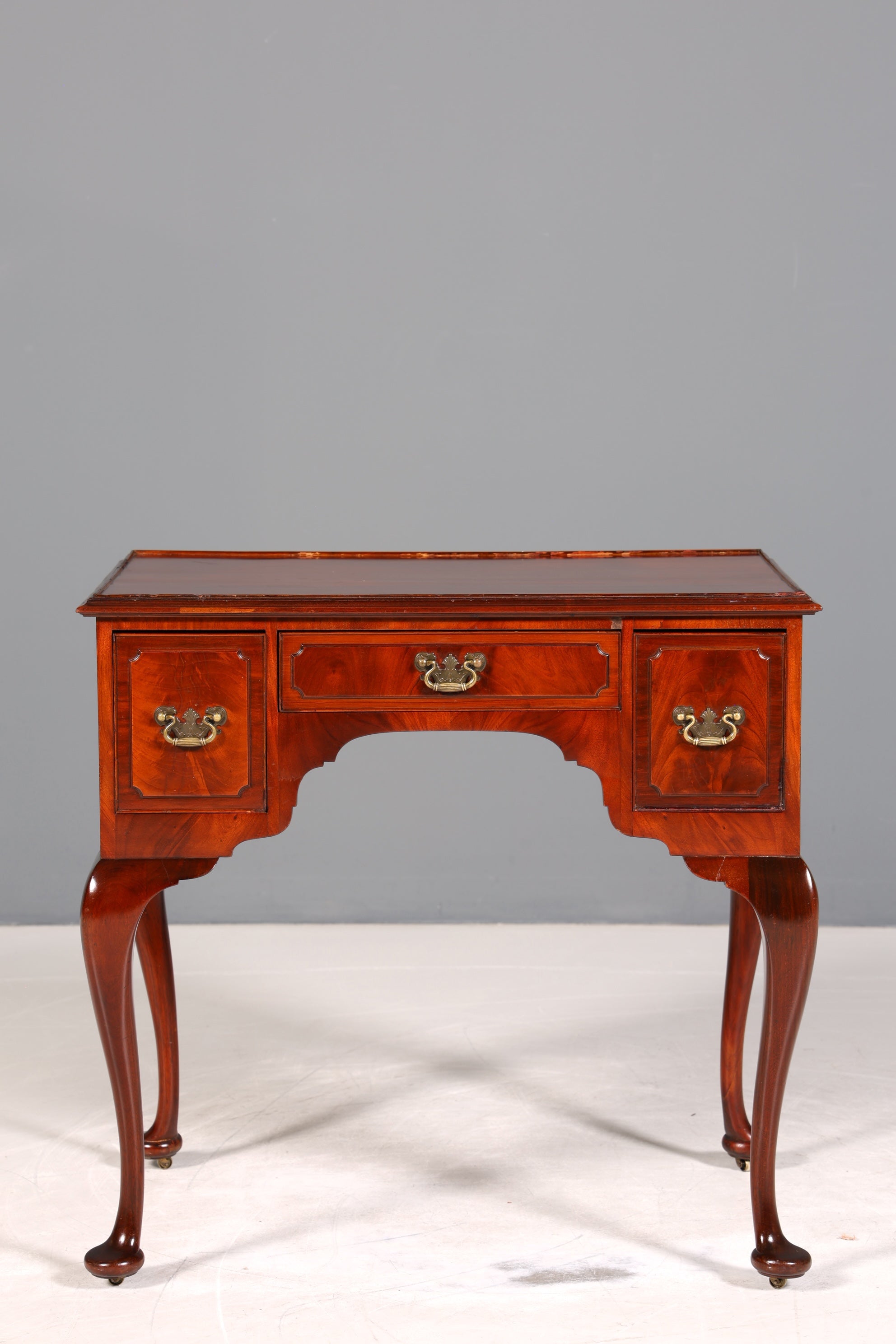 Wunderschöner Chippendale Schreibtisch echt Holz Antik Stil Bürotisch Damensekretär Barock Stil Office Desk