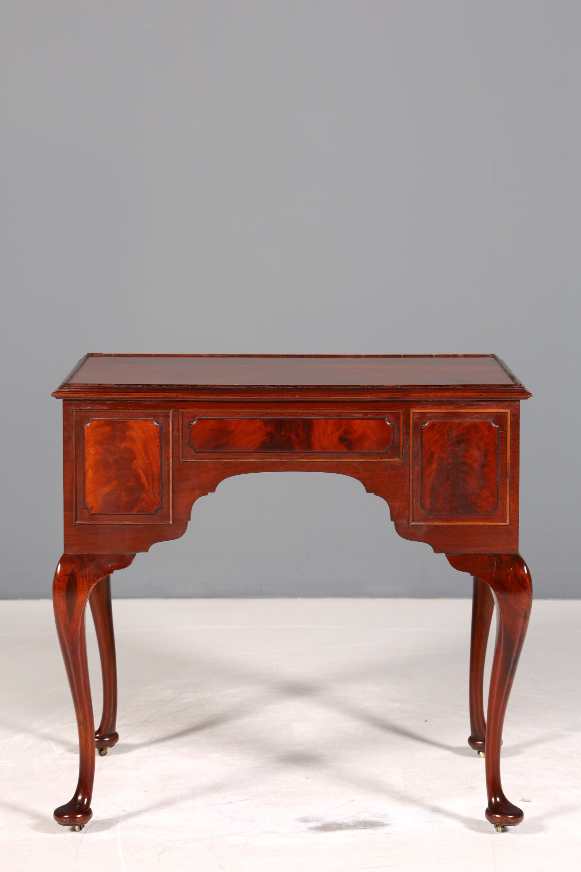 Wunderschöner Chippendale Schreibtisch echt Holz Antik Stil Bürotisch Damensekretär Barock Stil Office Desk
