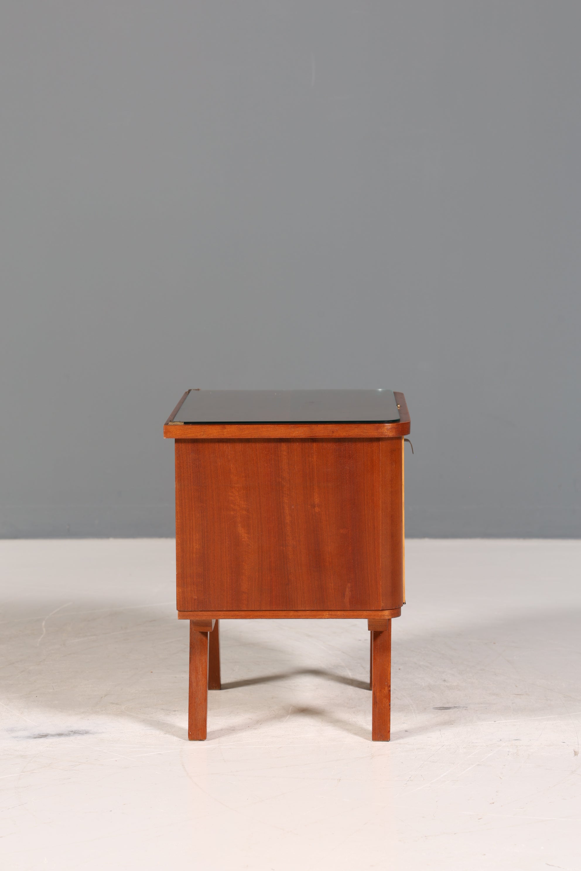 Wunderschöne Mid Century Kommode Vintage Klappschränkchen Retro Nachttisch 2 von 2