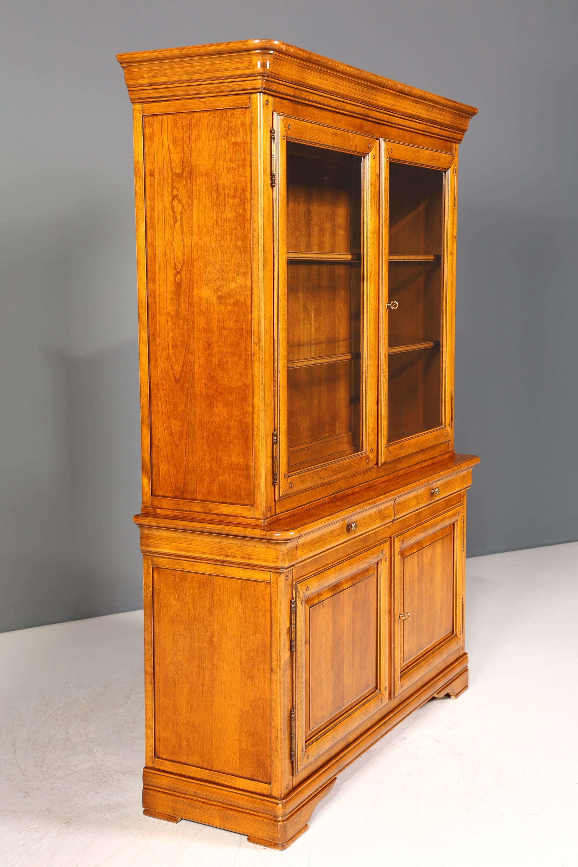ENG06 | E013 Traumhafte Original Selva Vitrine Antik Stil massiv Holz Buffet Villa Borghese Schrank Bibliothek
