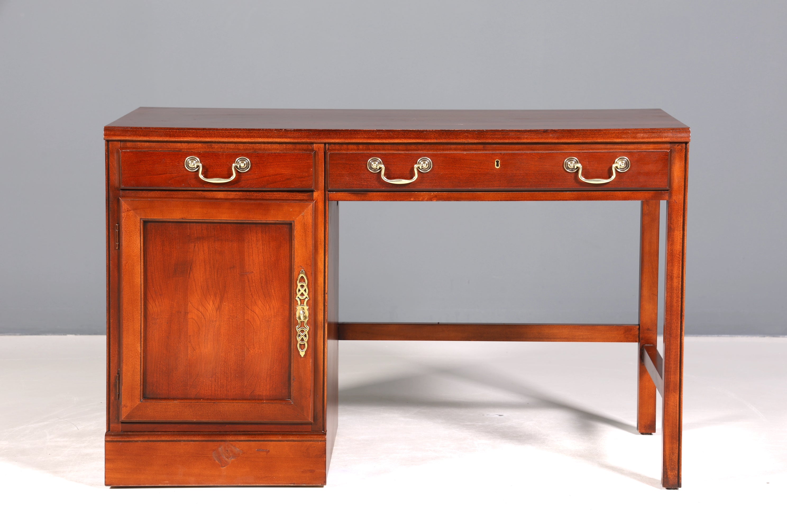 Wunderschöner Original Drexel Heritage Schreibtisch Antik Stil Bürotisch Office Table USA 2 von 2