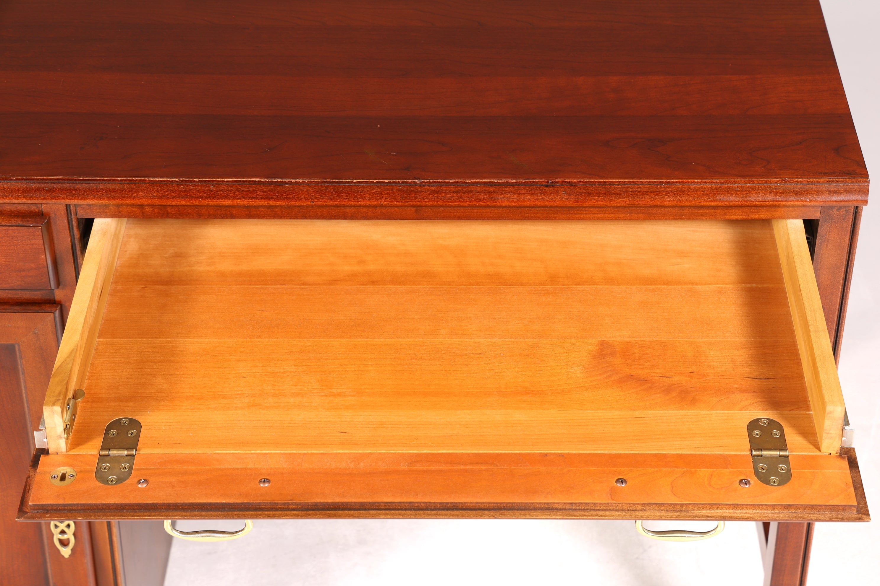 Wunderschöner Original Drexel Heritage Schreibtisch Antik Stil Bürotisch Office Table USA 2 von 2