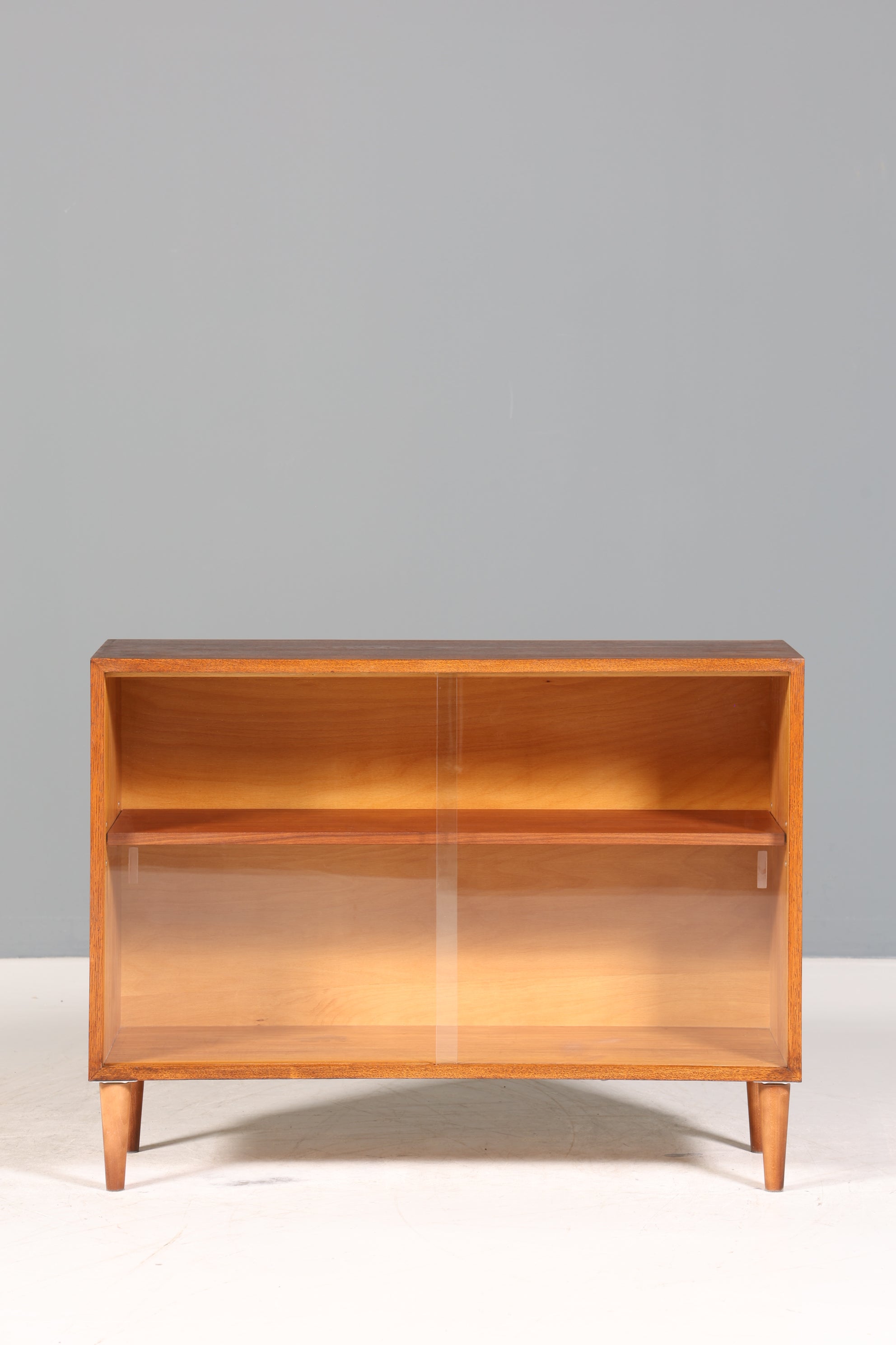 Wunderschöne Mid Century Vitrine Vintage Regal Retro Bücherregal 1 von 2