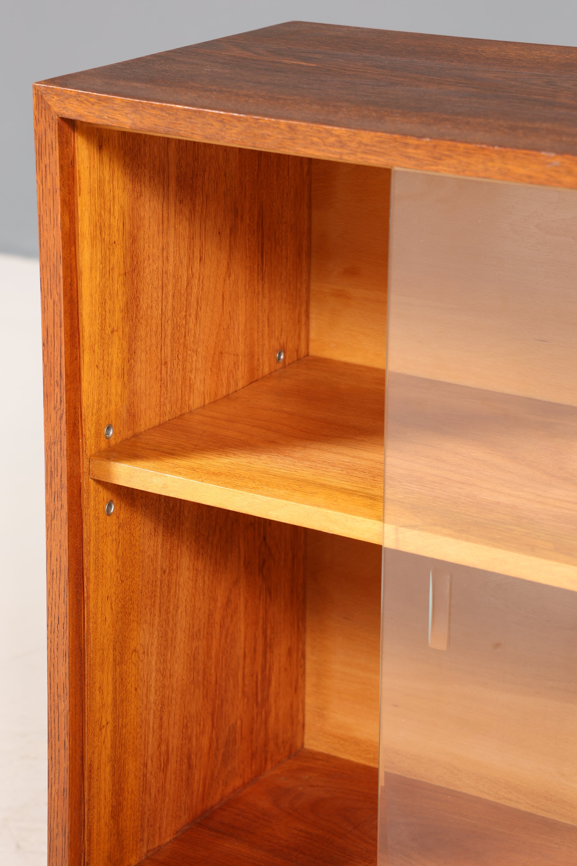 Wunderschöne Mid Century Vitrine Vintage Regal Retro Bücherregal 2 von 2