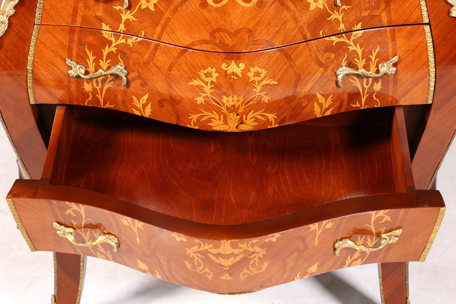 Stilvolle Bauchige Barock Kommode Messing Marmor Louis XV Sideboard Antik Stil