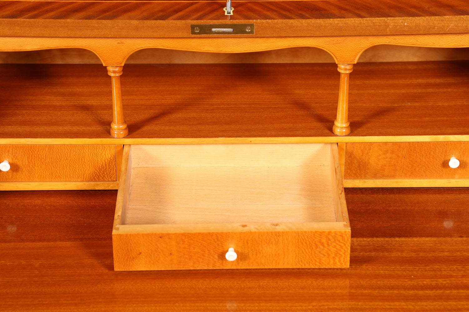 Wunderschöner Sekretär um 1940 Büro Chippendale Stil Kommode Schreibkommode Schreibtisch