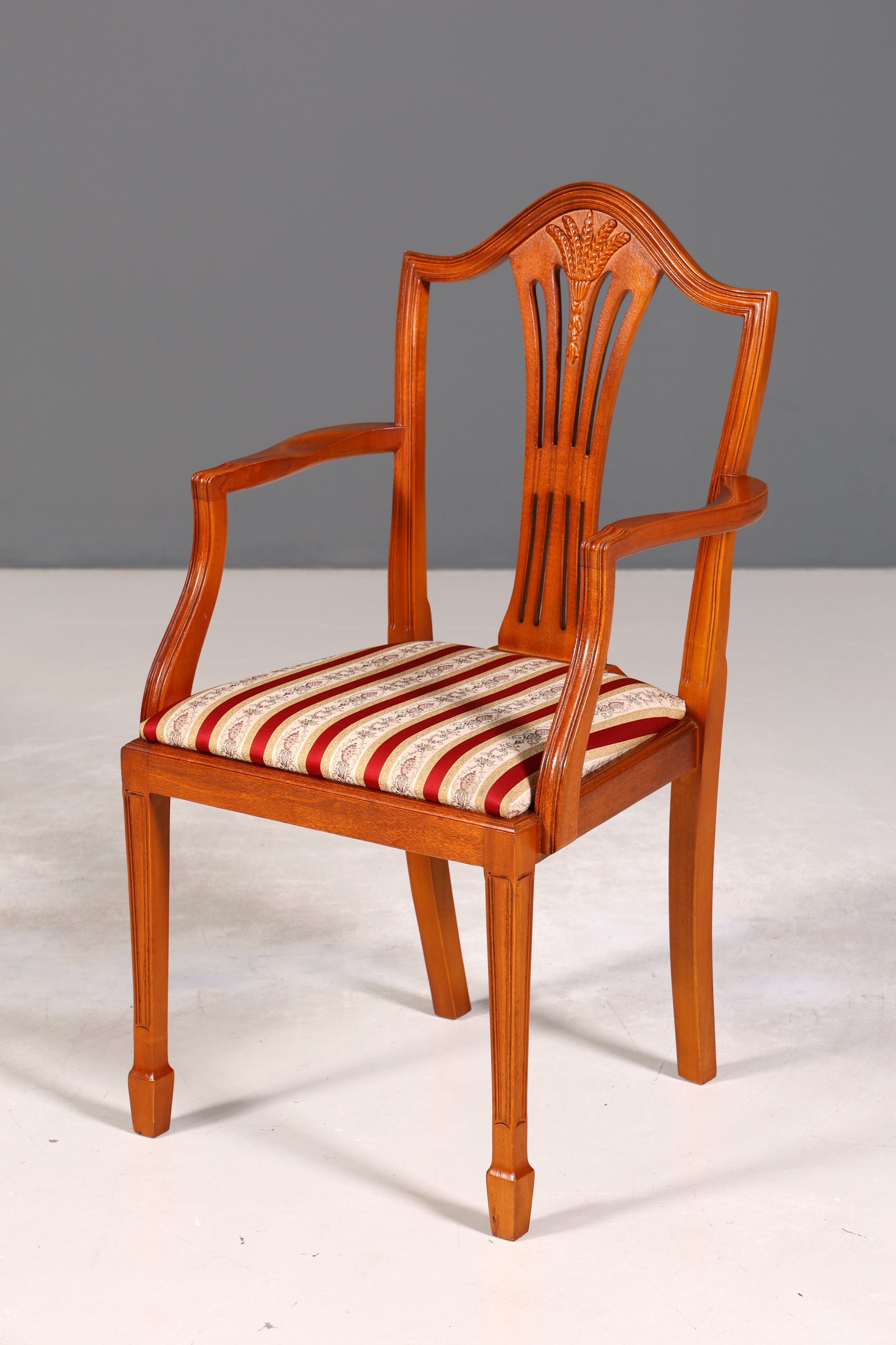 4x Edle Englische Stühle im Hepplewithe Stil Englisch Dining Chairs Küchenstühle Stuhlset