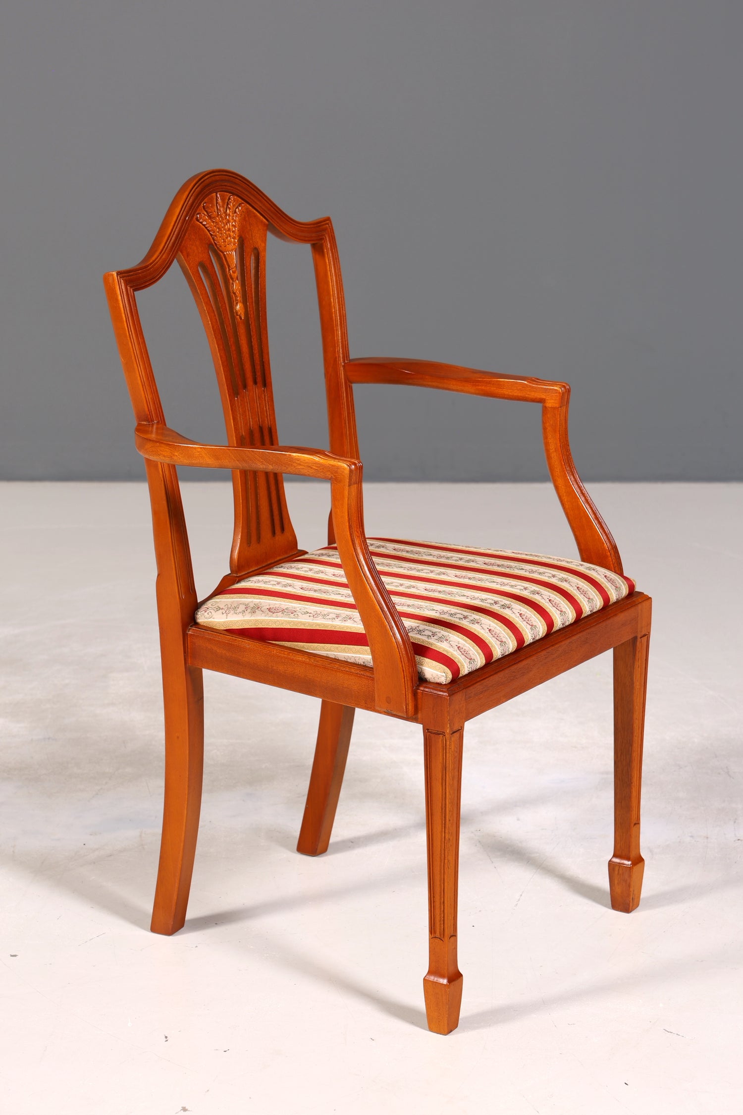 4x Edle Englische Stühle im Hepplewithe Stil Englisch Dining Chairs Küchenstühle Stuhlset