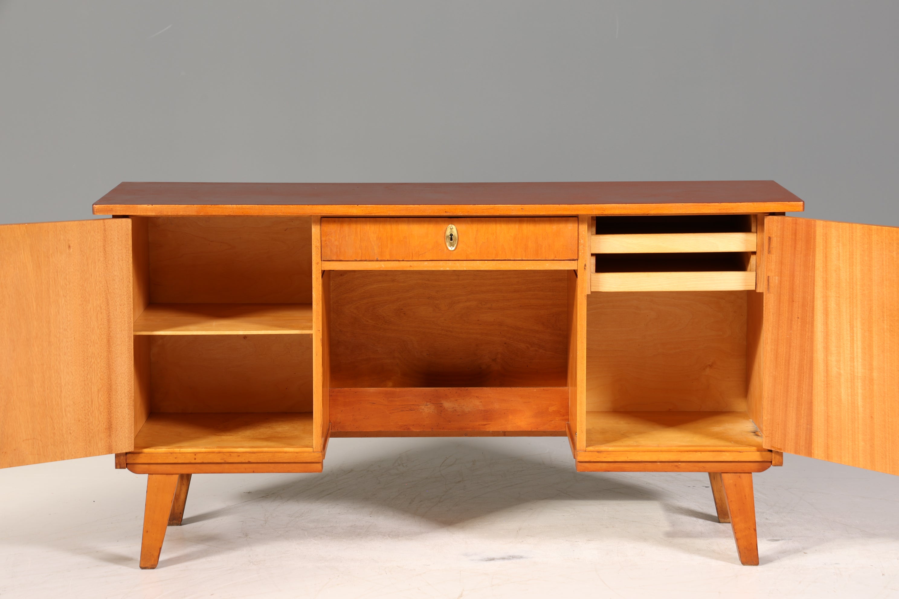 Wunderschöner Mid Century Schreibtisch Danish Design Bürotisch Vintage Office Table
