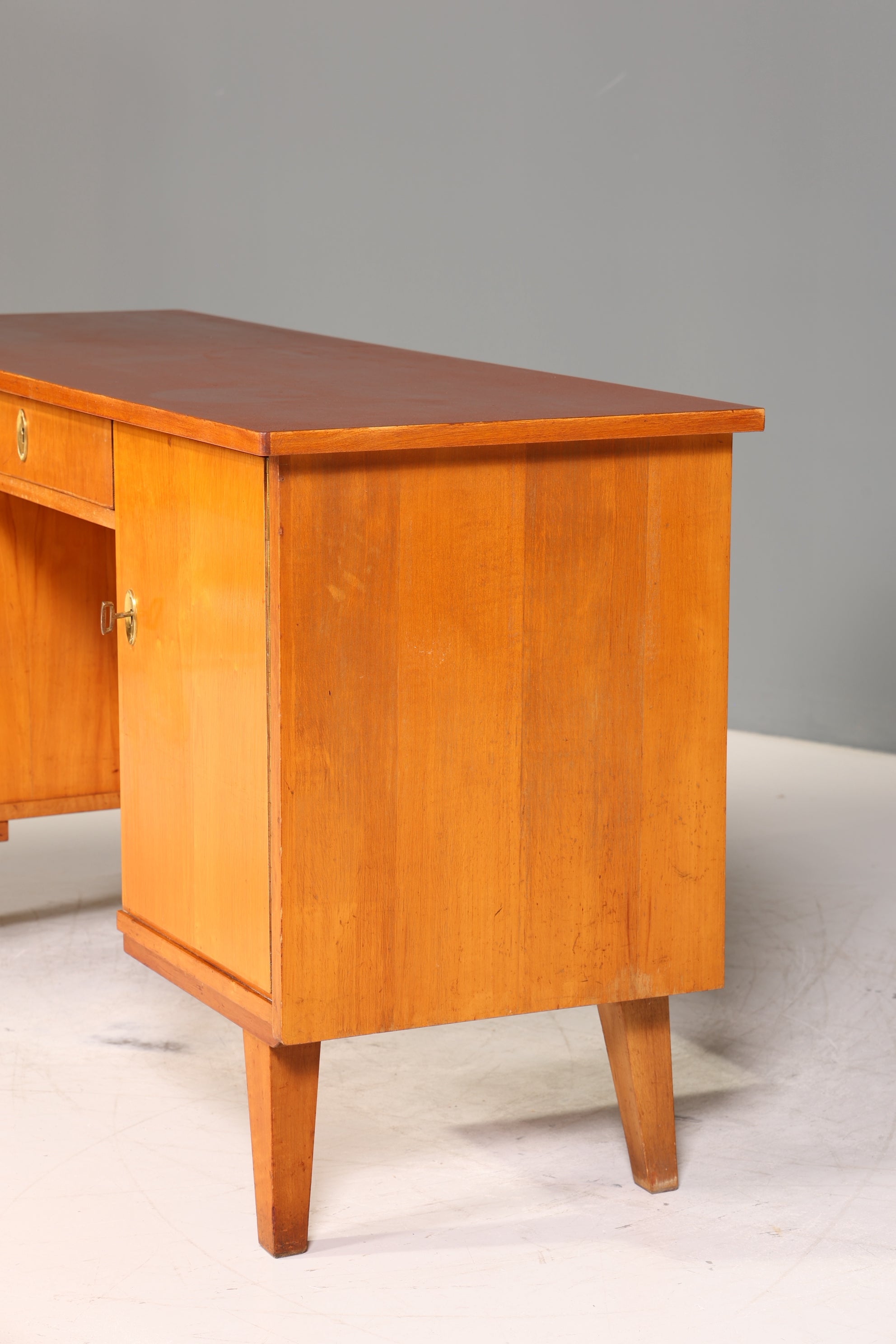 Wunderschöner Mid Century Schreibtisch Danish Design Bürotisch Vintage Office Table