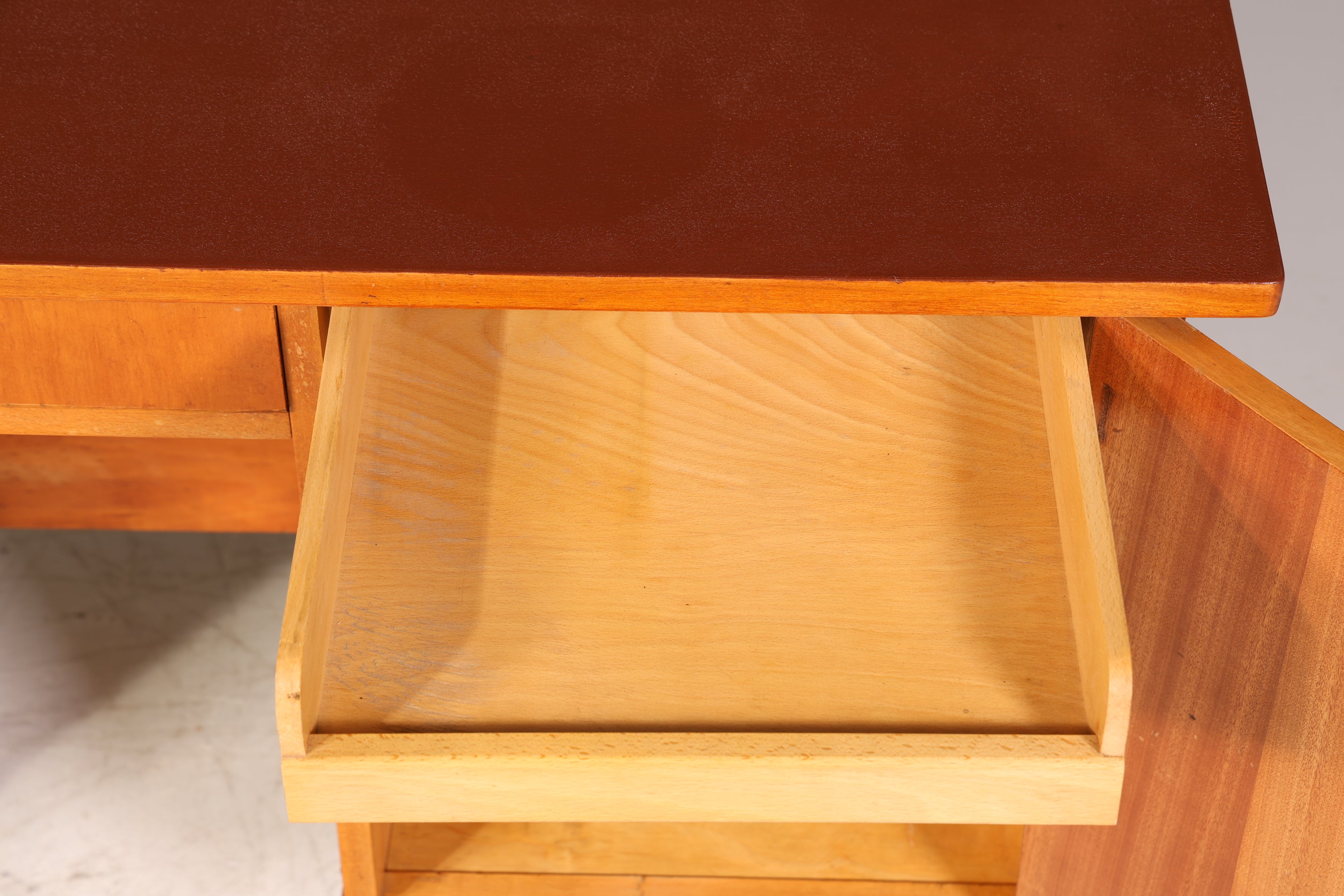 Wunderschöner Mid Century Schreibtisch Danish Design Bürotisch Vintage Office Table