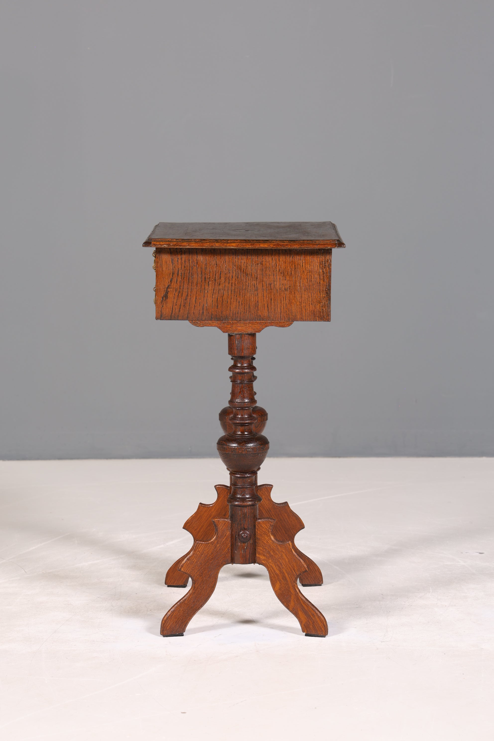 Stilvoller Gründerzeit Beistelltisch Louis Philippe Nähtisch Antik Ablagetisch um 1880