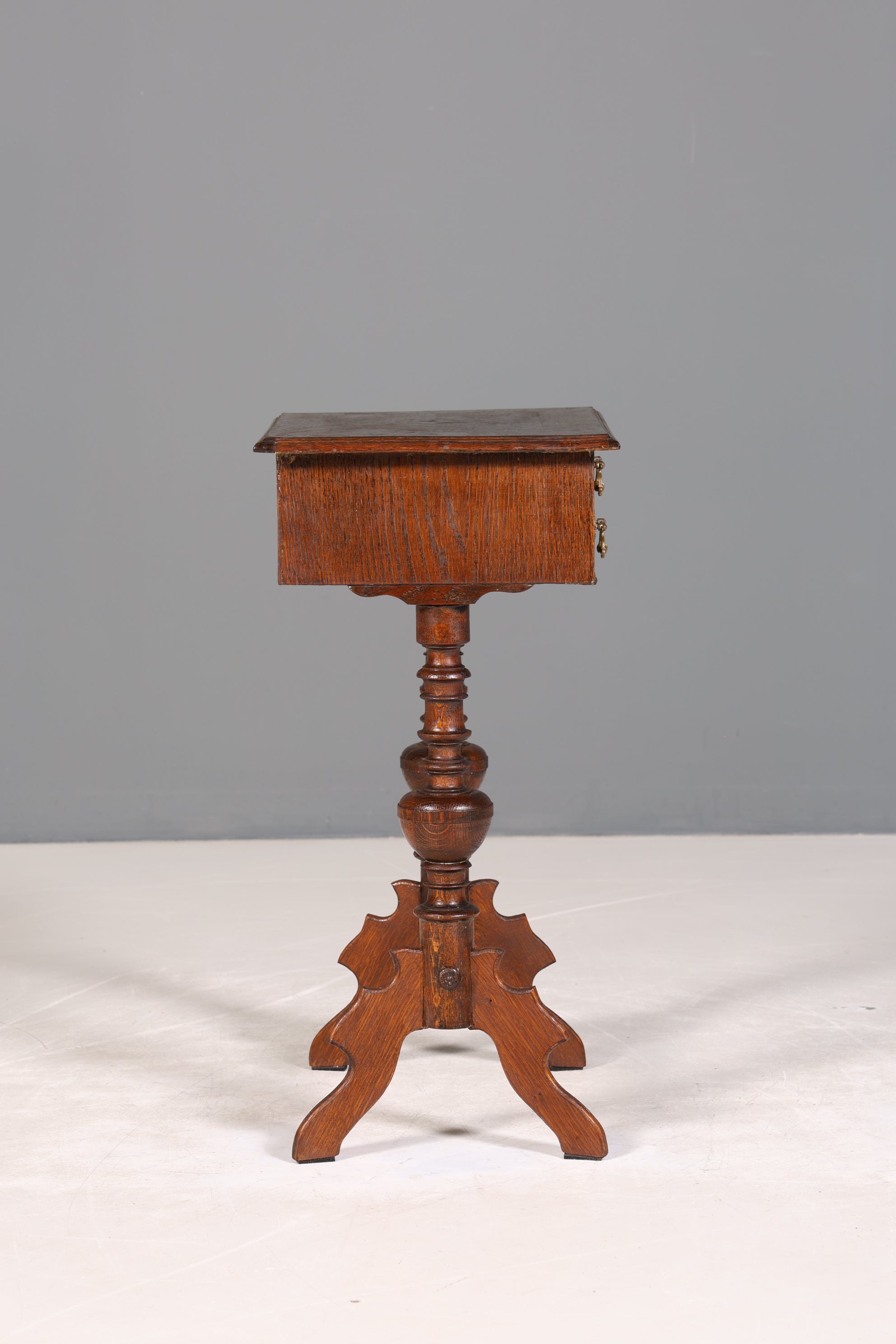 Stilvoller Gründerzeit Beistelltisch Louis Philippe Nähtisch Antik Ablagetisch um 1880