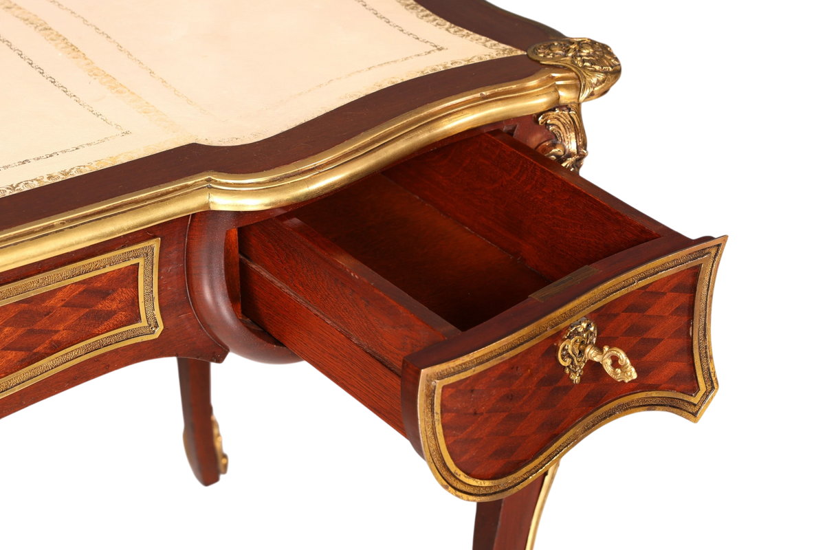 G078 Finish - Louis XV Barock Schreibtisch usw. Messing Zarge, Preis muss ich noch recherchieren