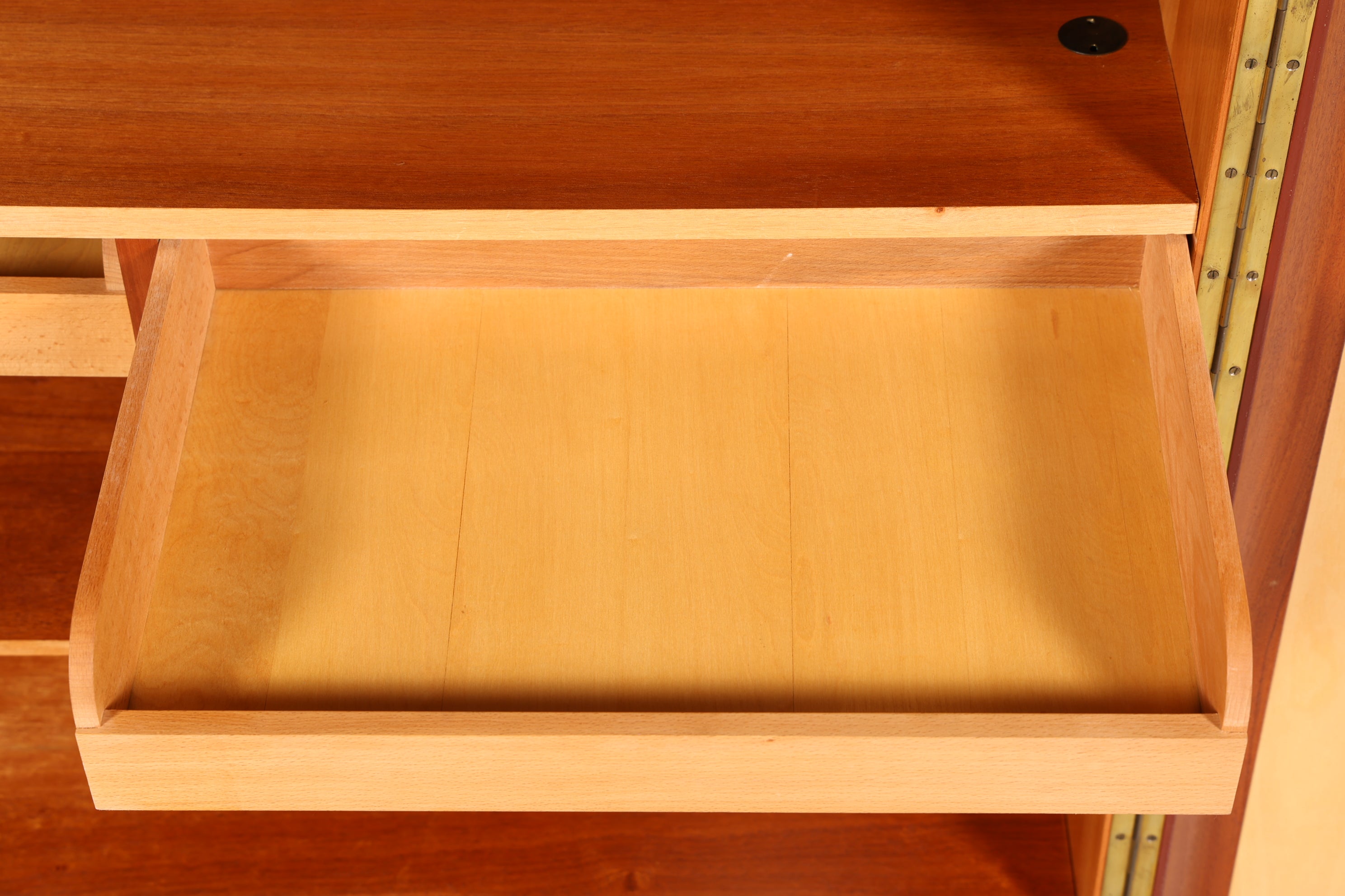 Wunderschöner Mid Century Schrank 60er Jahre Wäscheschrank Aktenschrank Kommode Vintage Holz