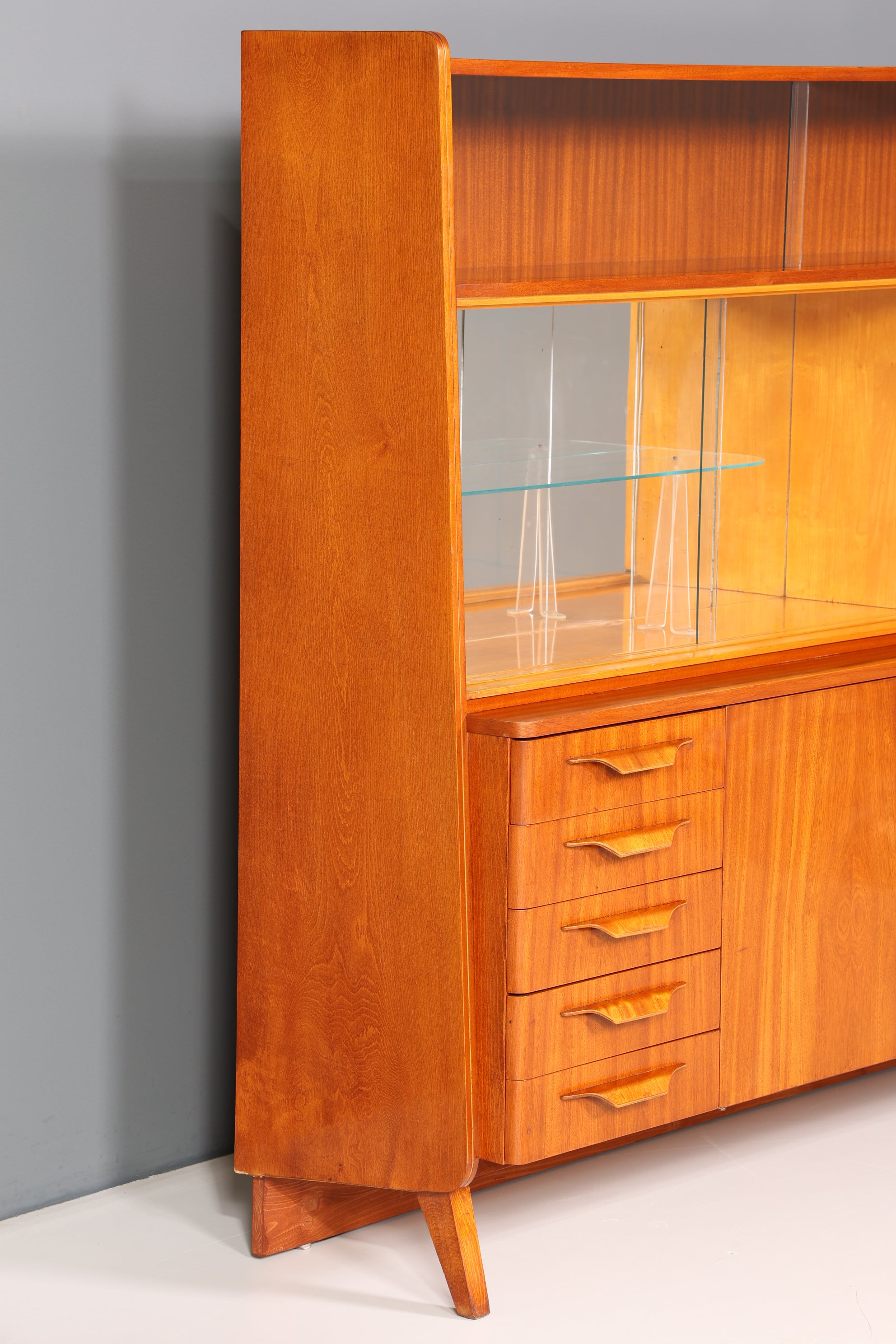 Wunderschöner Mid Century Schrank František Jirák für Tatra Nabytok Buffet Highboard Kommode