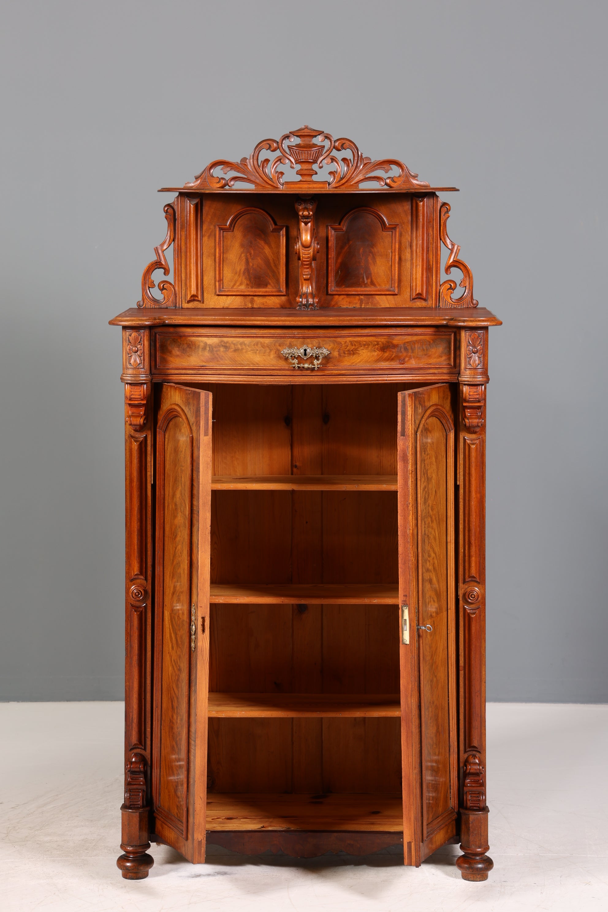 Traumhafter Louis Philippe Schrank um 1880 Gründerzeit Vertiko Aufsatz Schrank