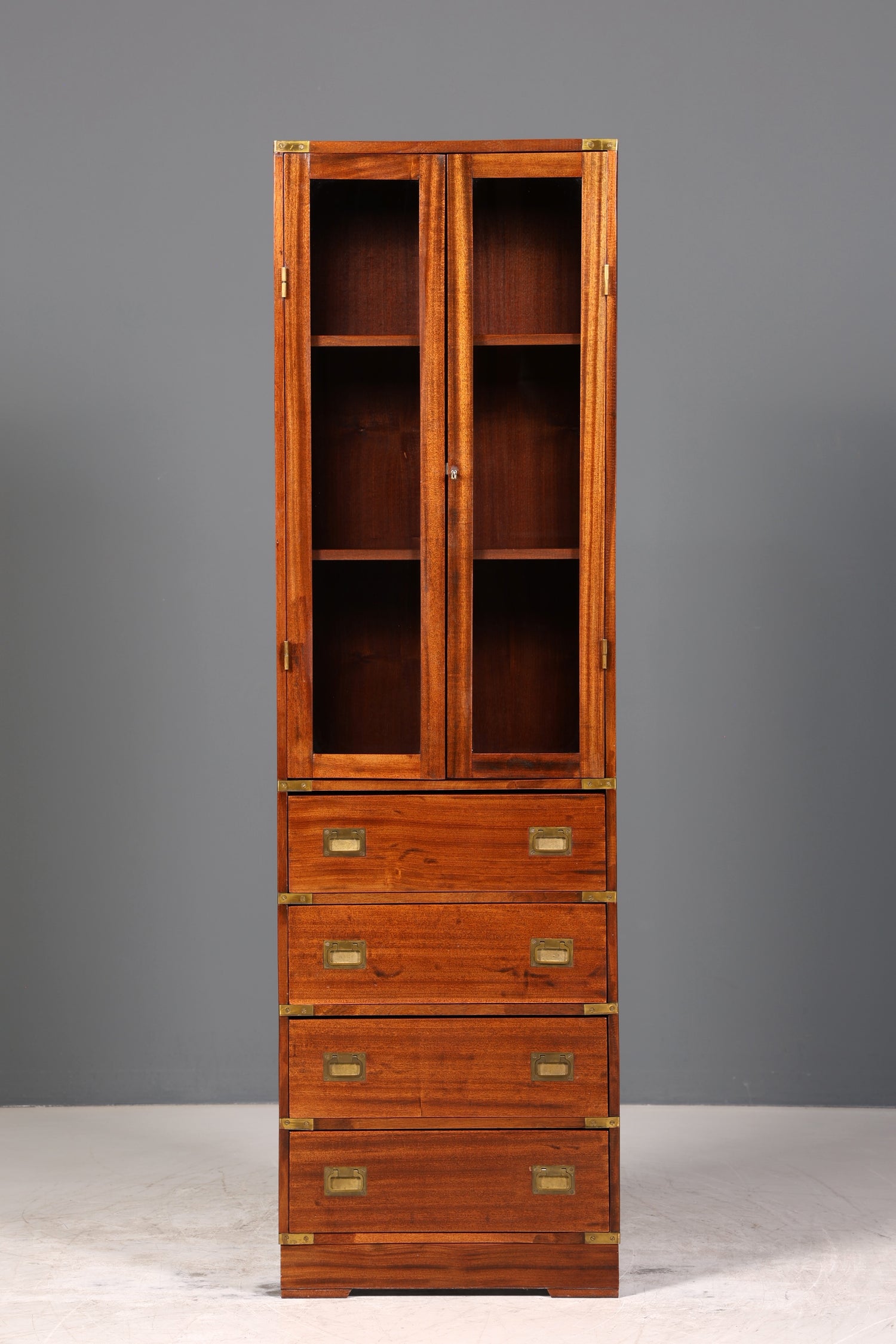 Wunderschöne Englische Vitrine Maritime Bibliothek Schrank echt Holz Geschirrschrank Regal 1 von 3