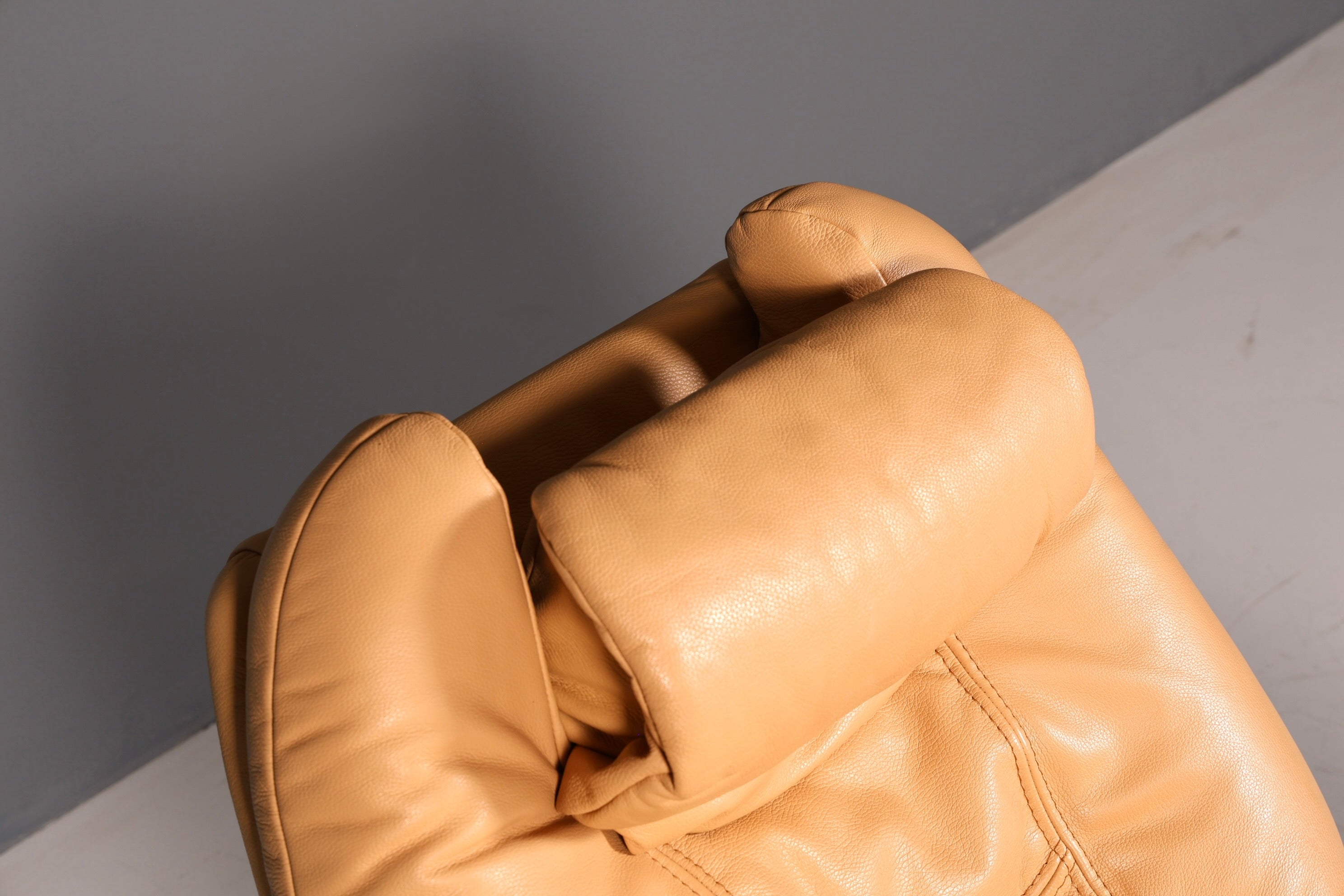Wunderschöner Himolla Relaxsessel Echtleder Beige Fernsehsessel Ruhesessel mit Liegefunktion Vintage