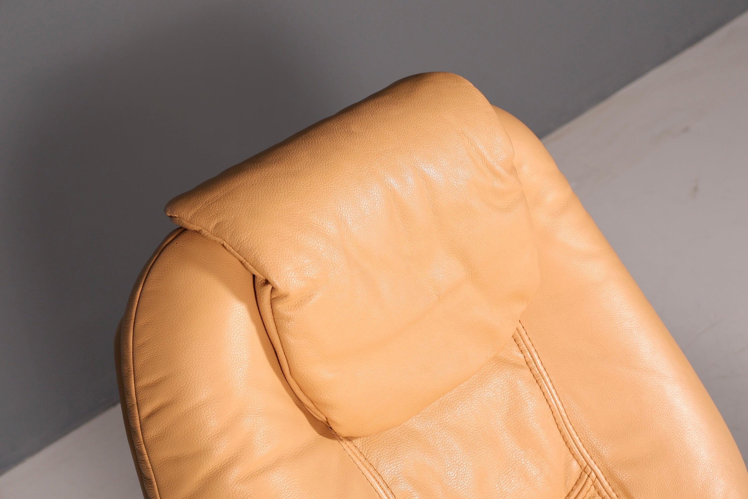 Wunderschöner Himolla Relaxsessel Echtleder Beige Fernsehsessel Ruhesessel mit Liegefunktion Vintage