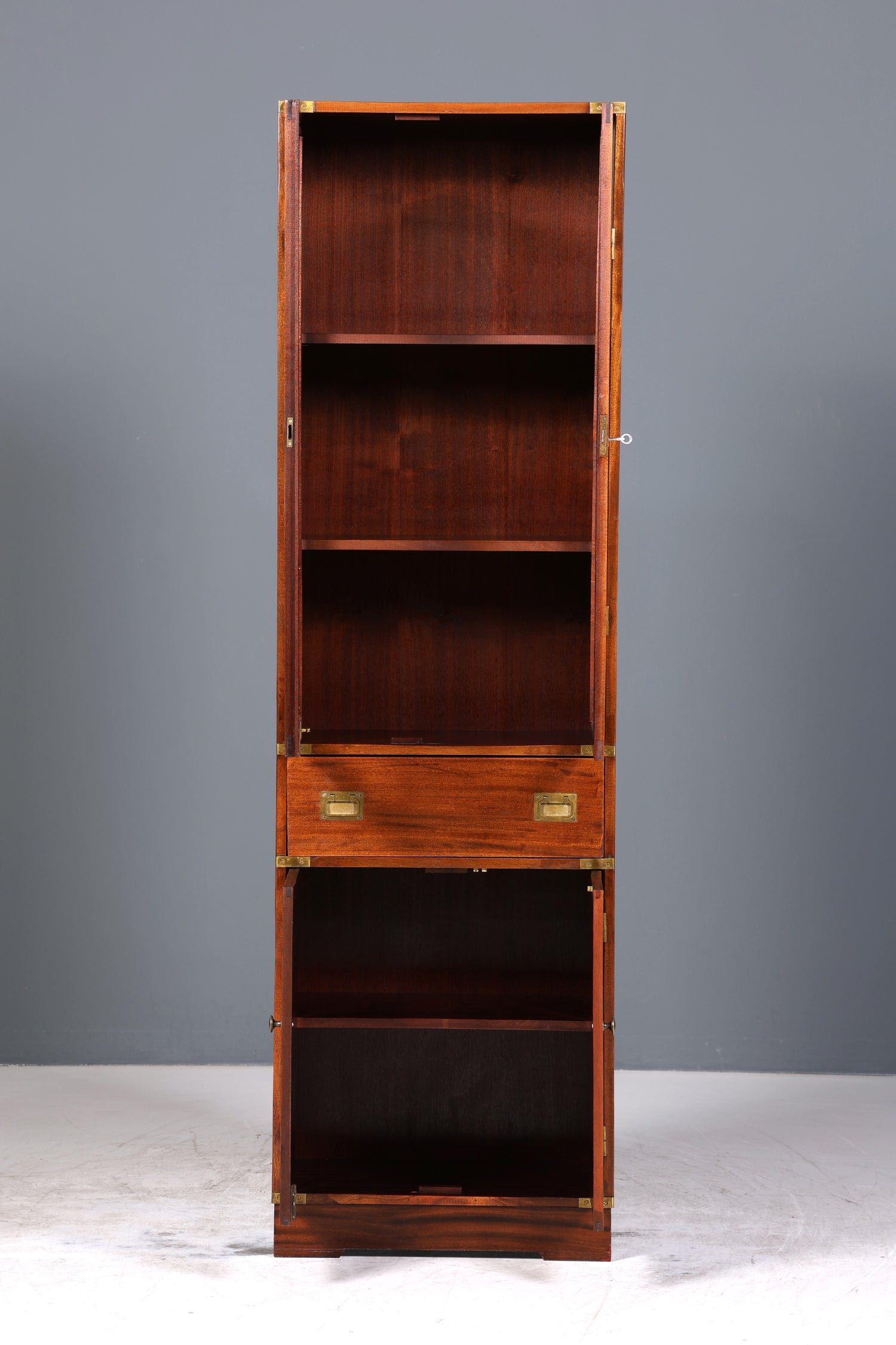 Wunderschöne Englische Vitrine Maritime Bibliothek Schrank echt Holz Geschirrschrank Regal 2 von 3