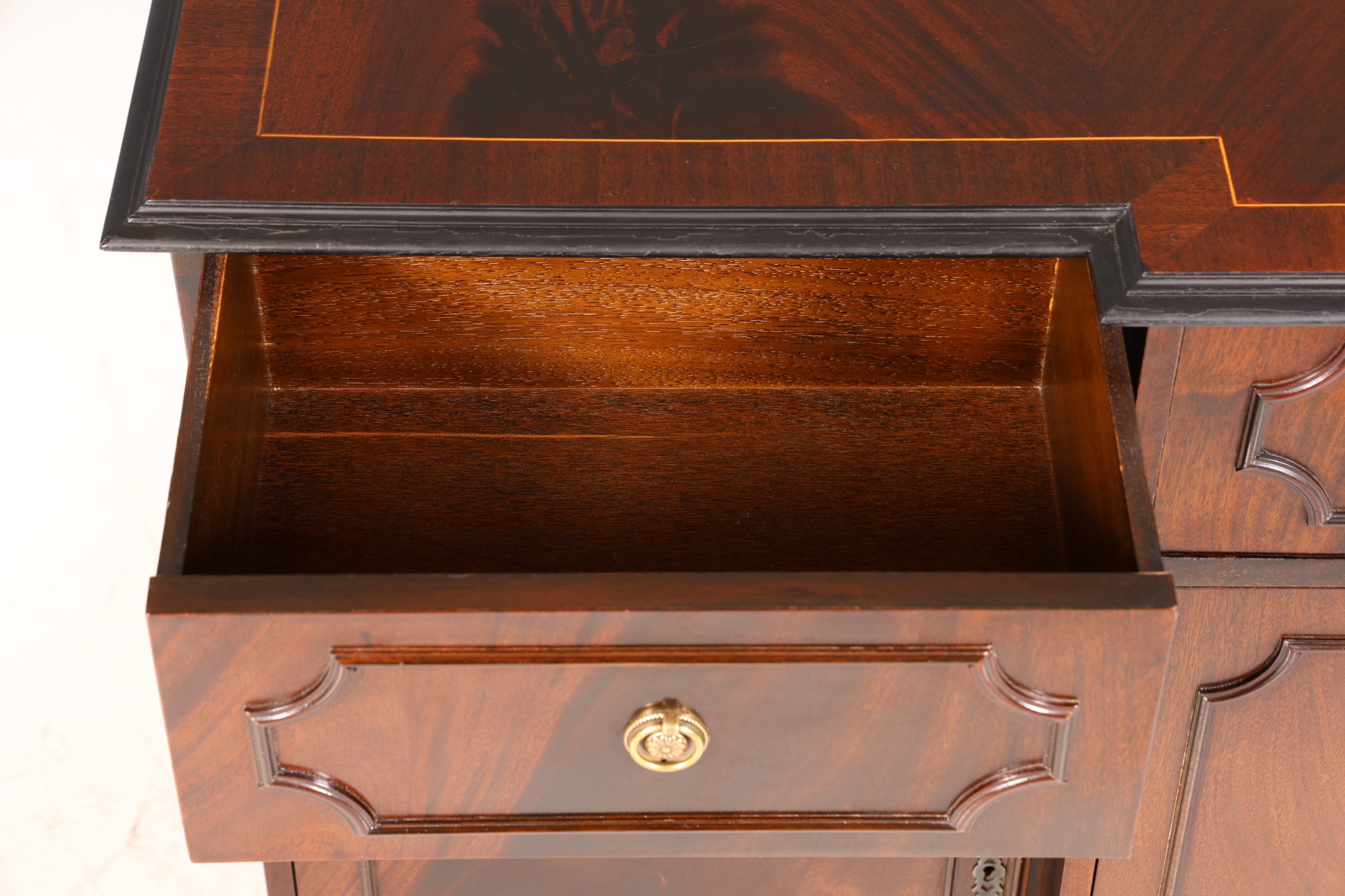 Wunderschönes Englisches Sideboard Mahagoni Schrank Antik 60s Buffetschrank Kommode