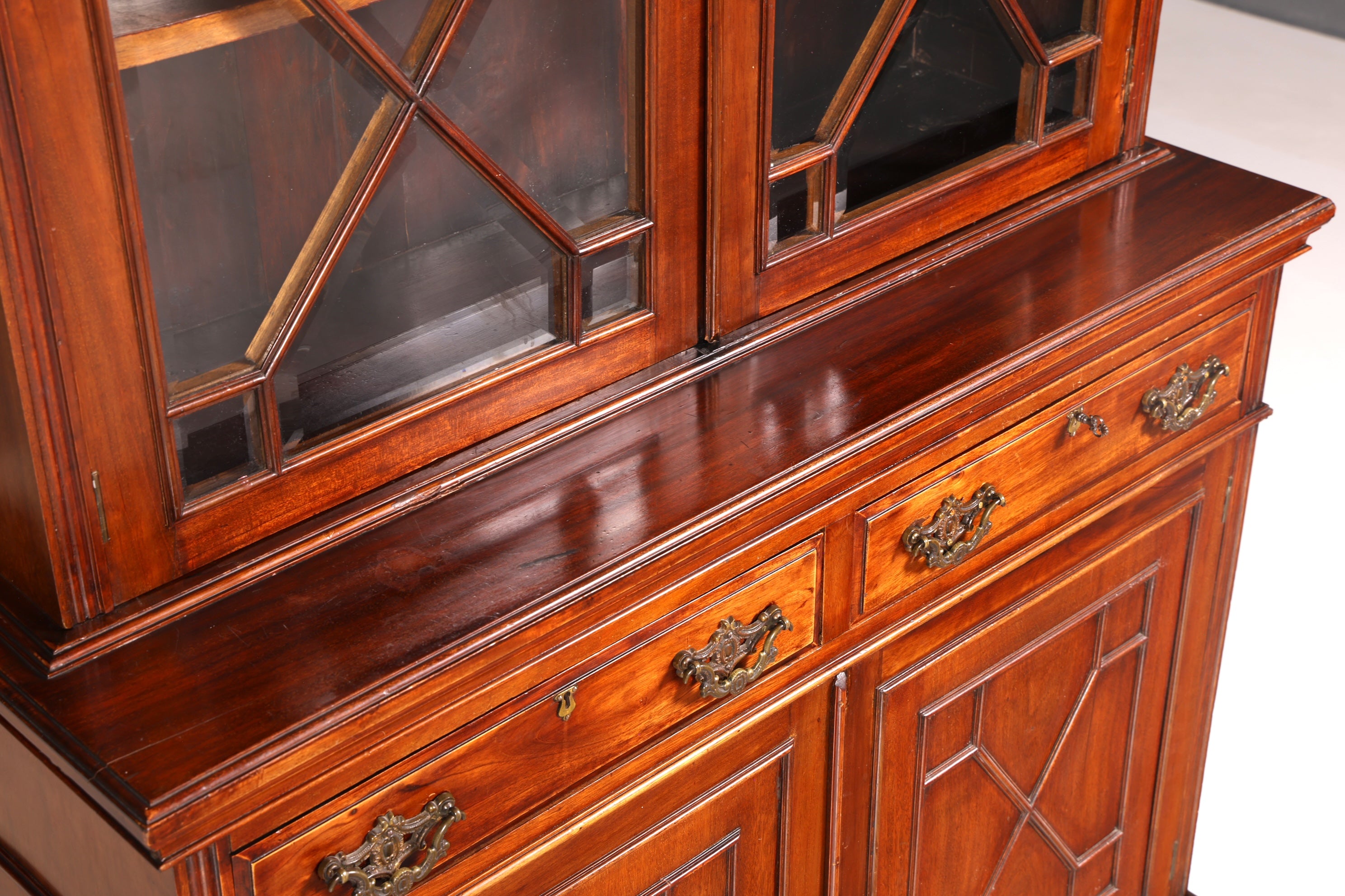 Beeindruckender Englischer Bücherschrank Mahagoni Vitrine Bibliothek Antik Glasvitrine Buffet
