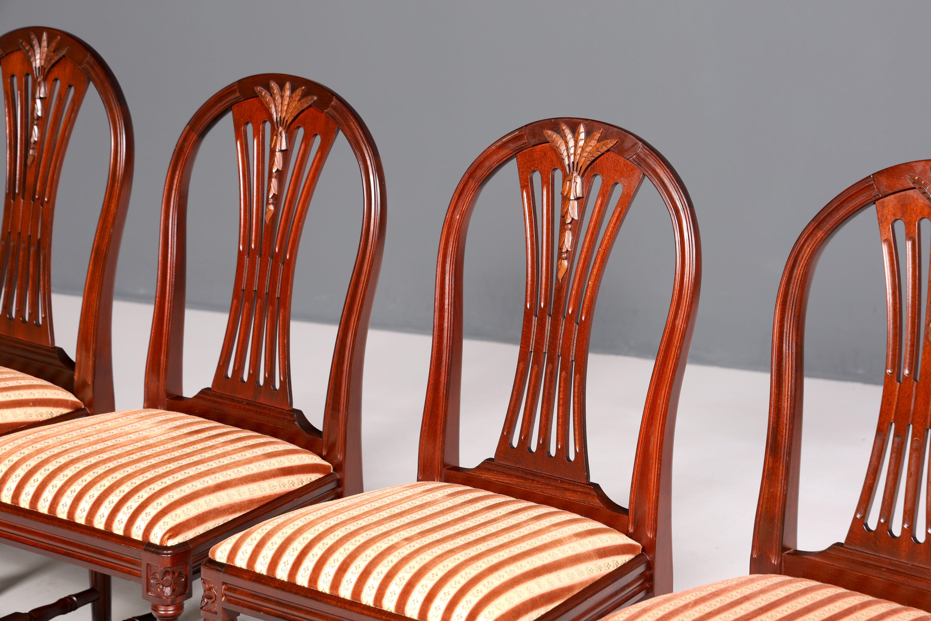 4x Edle Englische Stühle Englisch Dining Chairs Antik 60er Jahre Küchenstühle Stuhlset