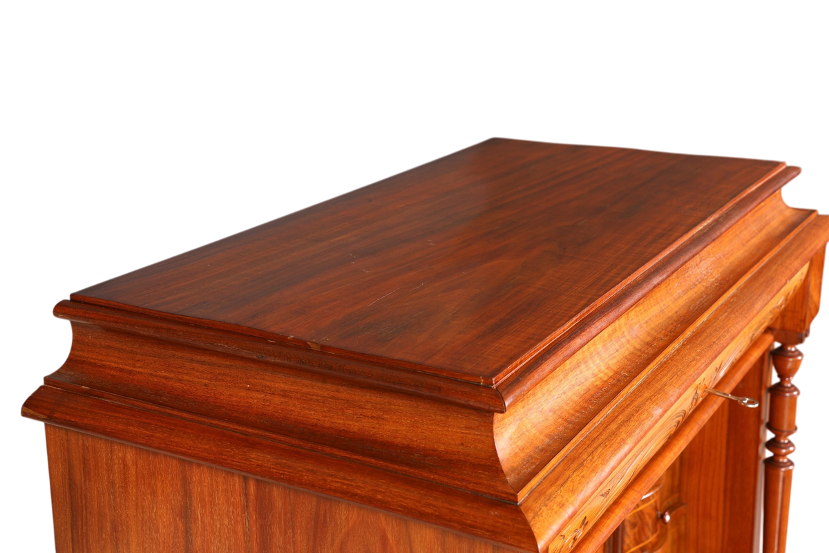 Traumhafter Louis Philippe Sekretär um 1870 Vertiko Nussbaum Highboard Kommode Sekretär Schrank