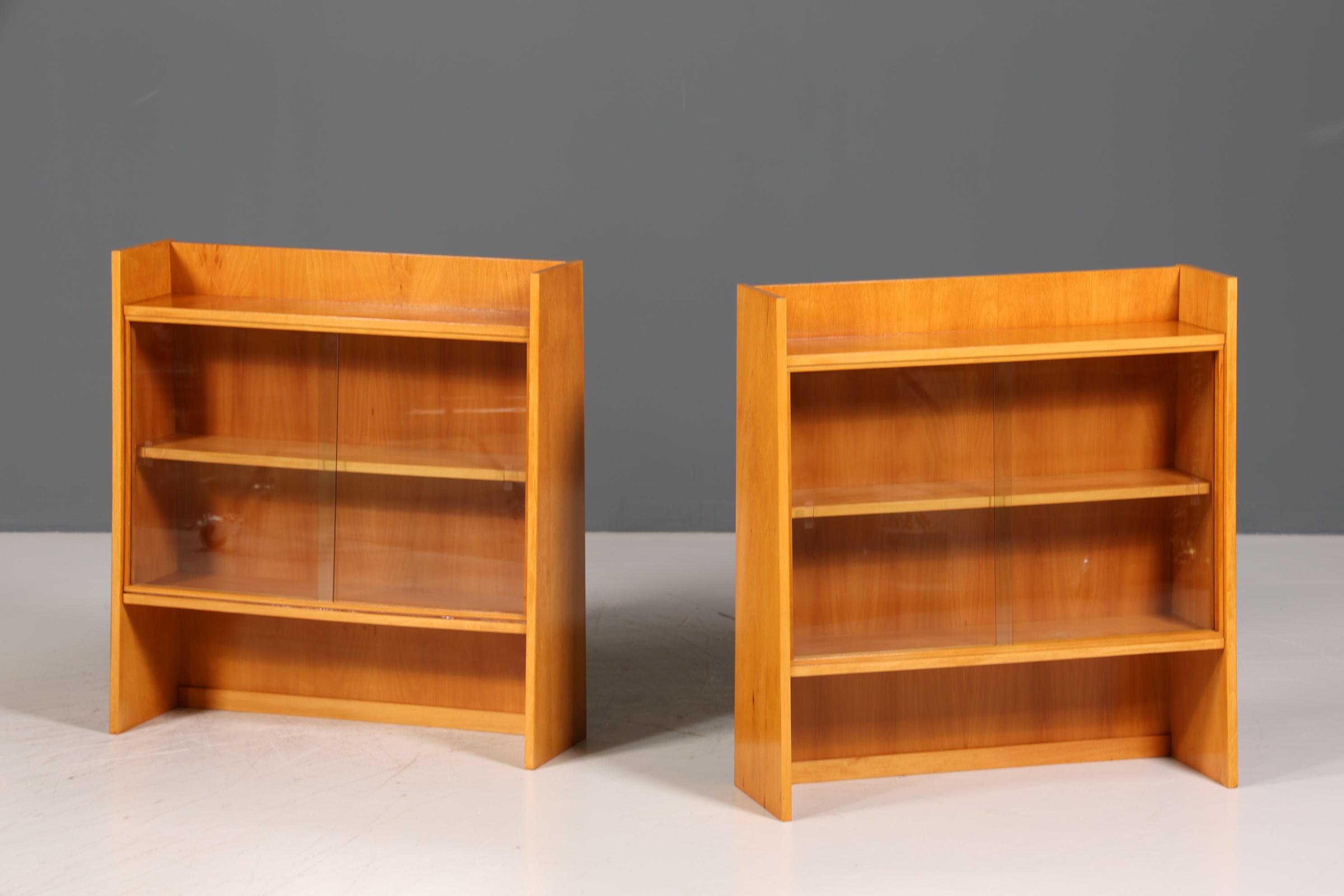 Wunderschöne Mid Century Vitrine Vintage Regal Bücherregal Retro Standregal 60s Buchablage 2 von 2