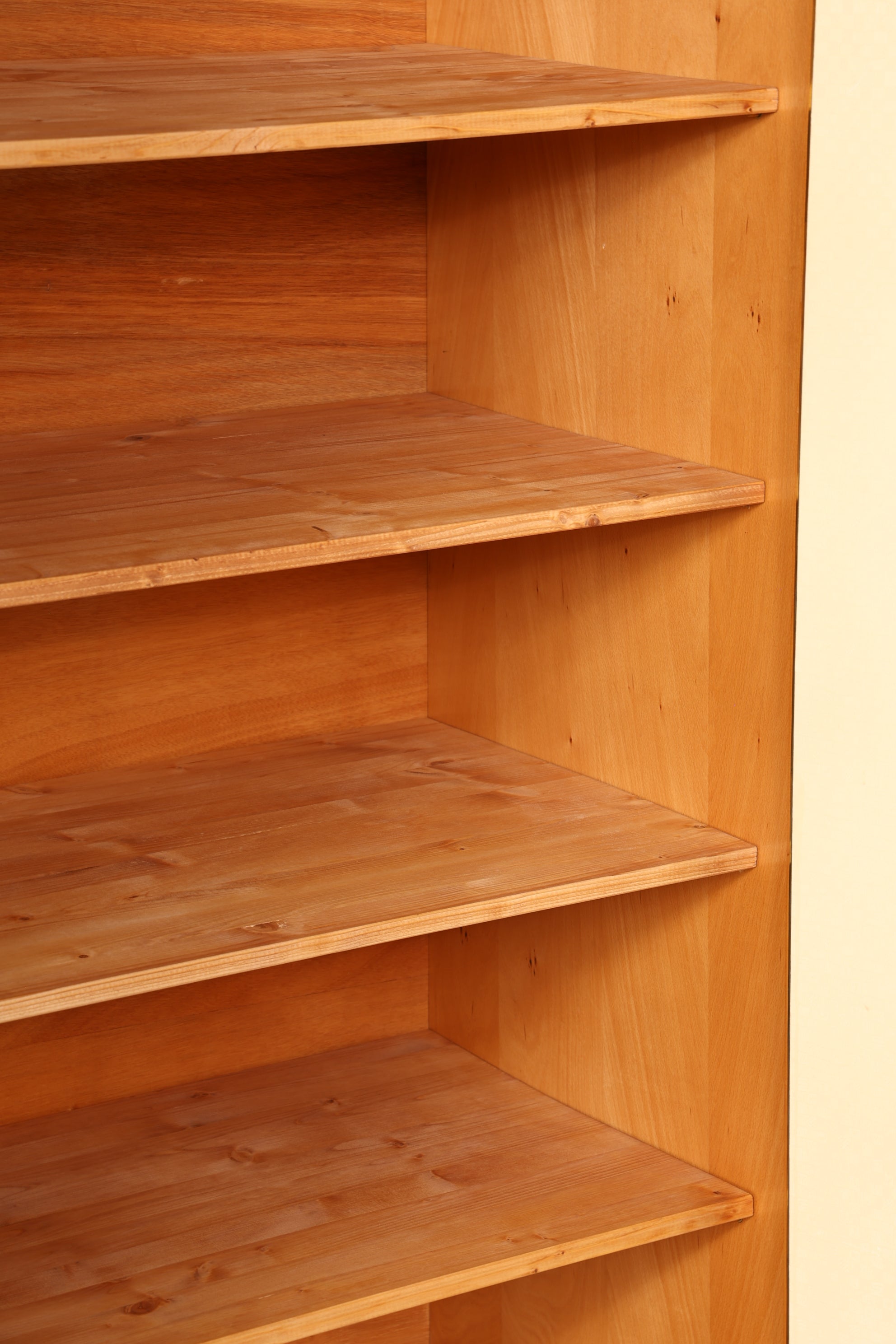 Wunderschöner Mid Century Kleiderschrank Vintage Schrank Retro Wäscheschrank