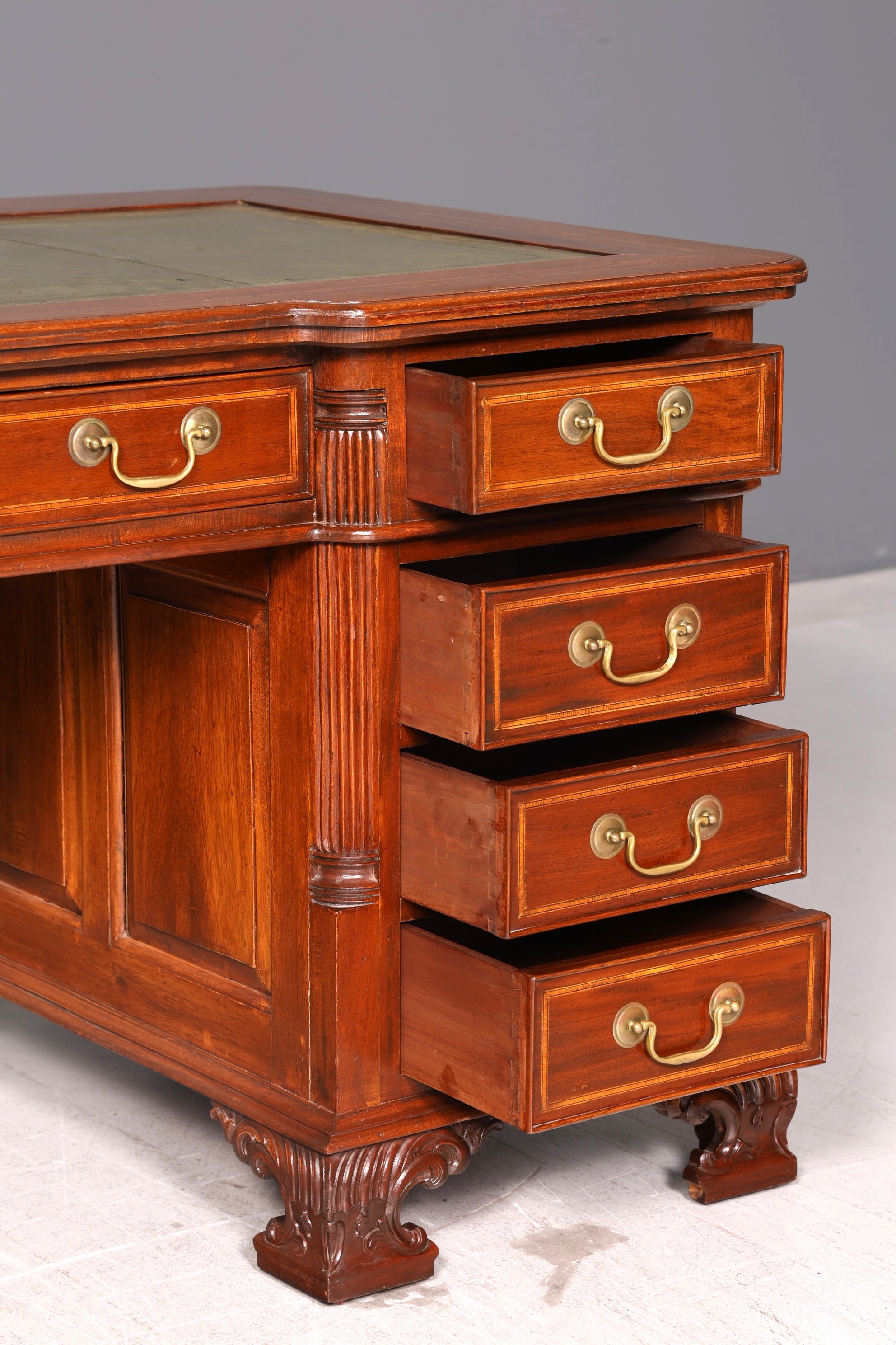 Wunderschöner Englischer Schreibtisch echt Lederauflage Bürotisch Office Desk Antik Vintage