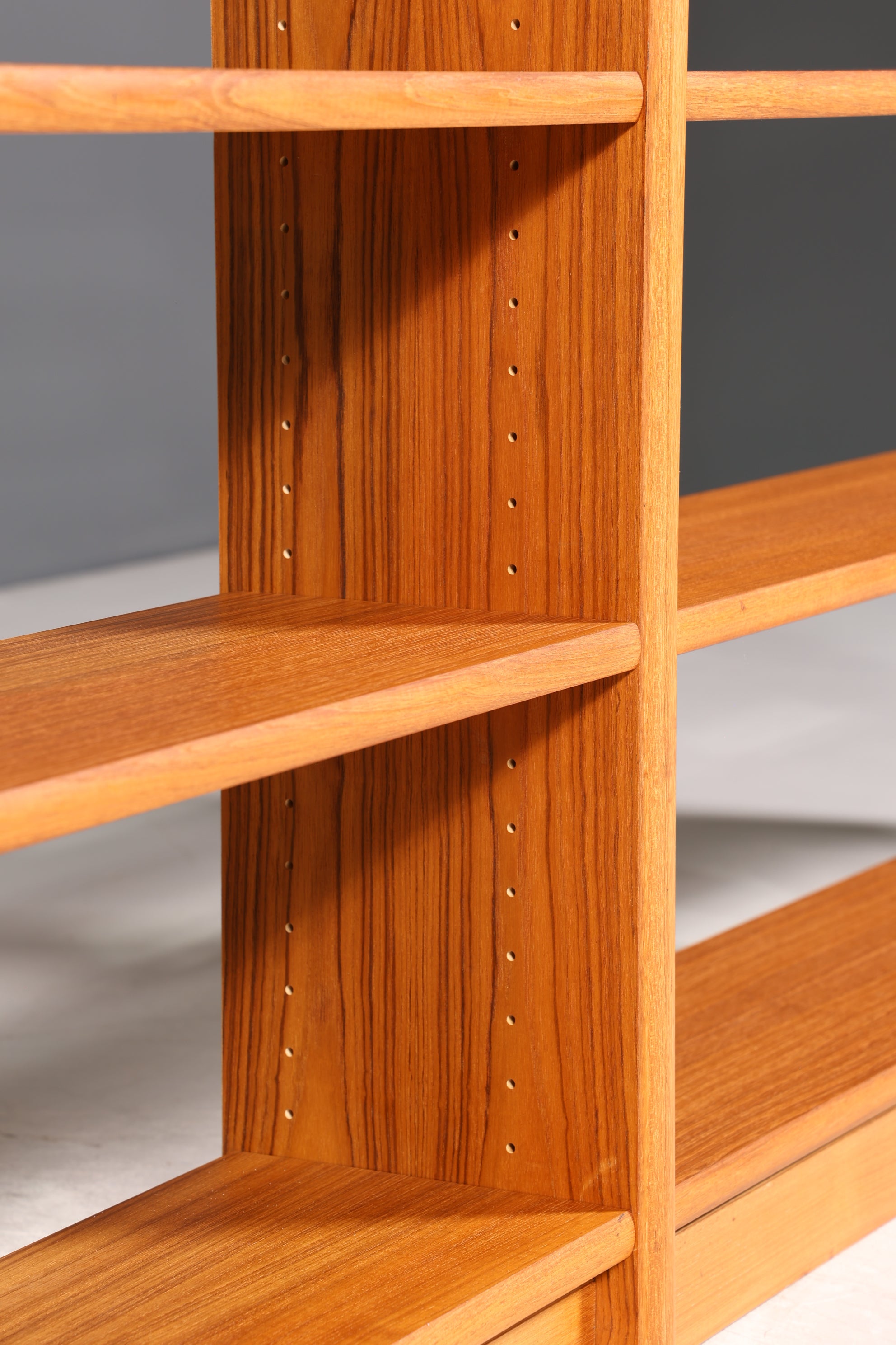 Seltenes XXL Mid Century Regal Danish Design Teak Vintage Bücherregal Schrank Buchablage 60s Bookshelf Bibliothek