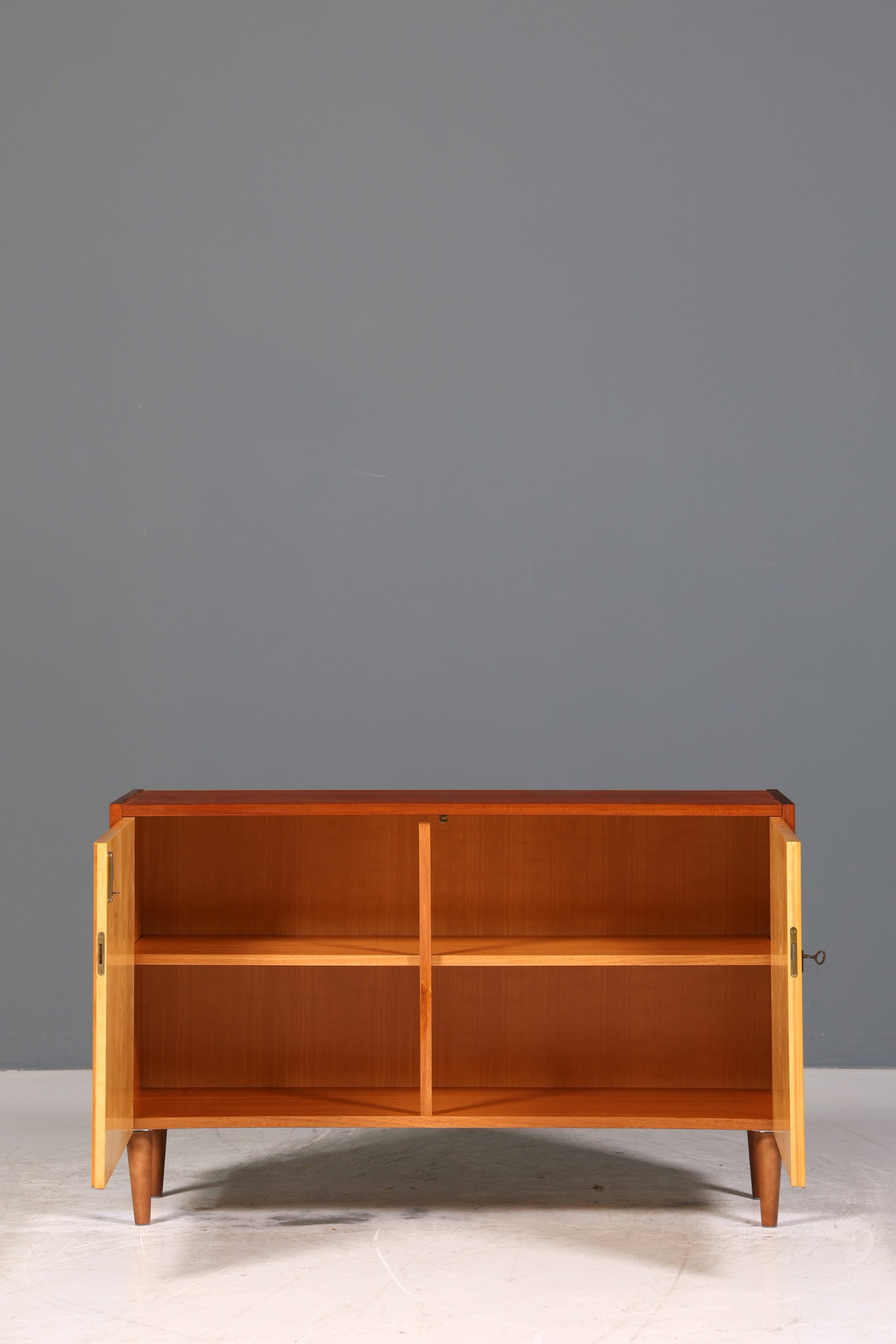 Mid Century Schrank Sideboard Vintage Retro Kommode TV Schrank Flurkommode