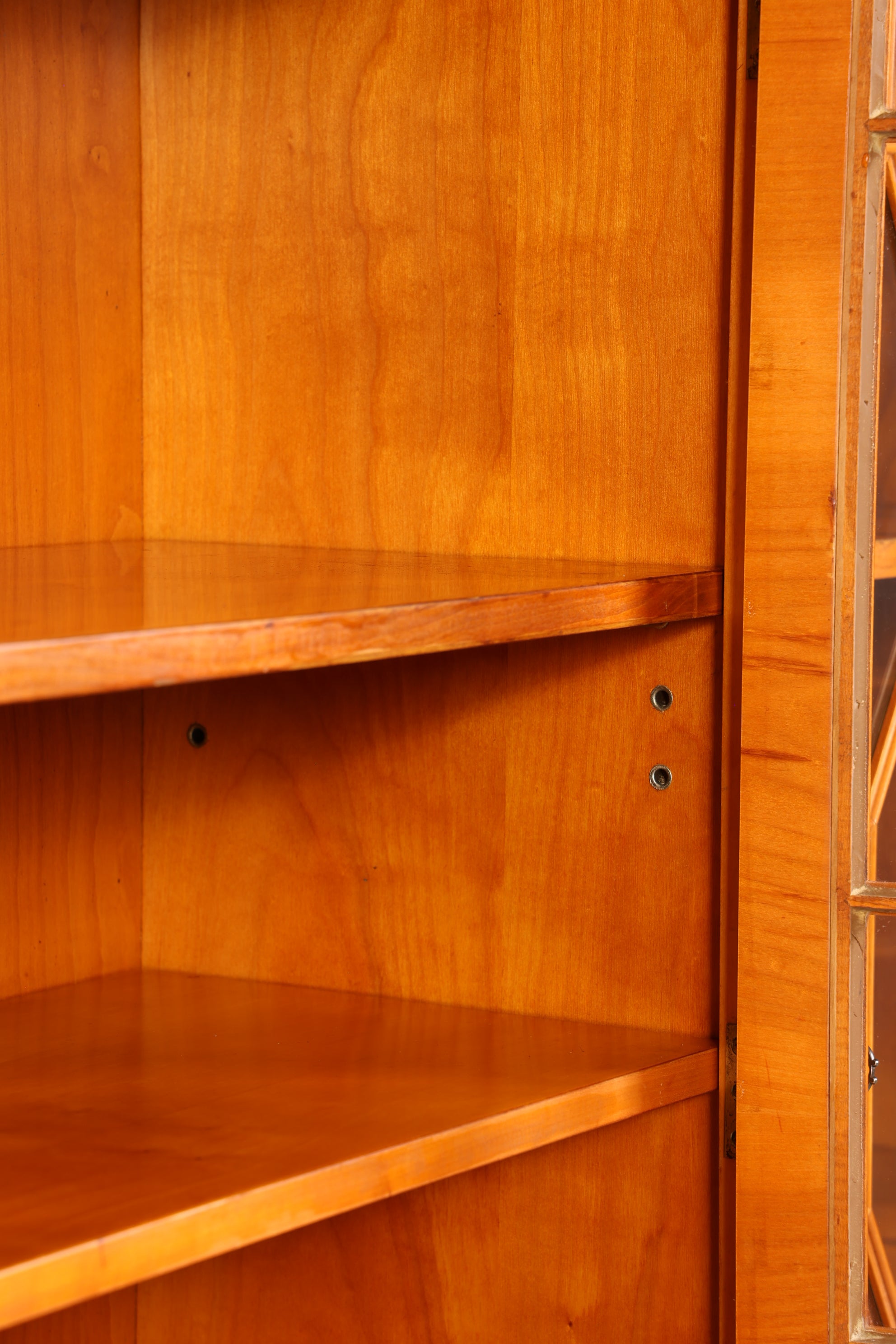 Wunderschöne Englische Vitrine Bücherschrank Buffet Antik Stil Englisch Eibe Glasvitrine Bibliothek