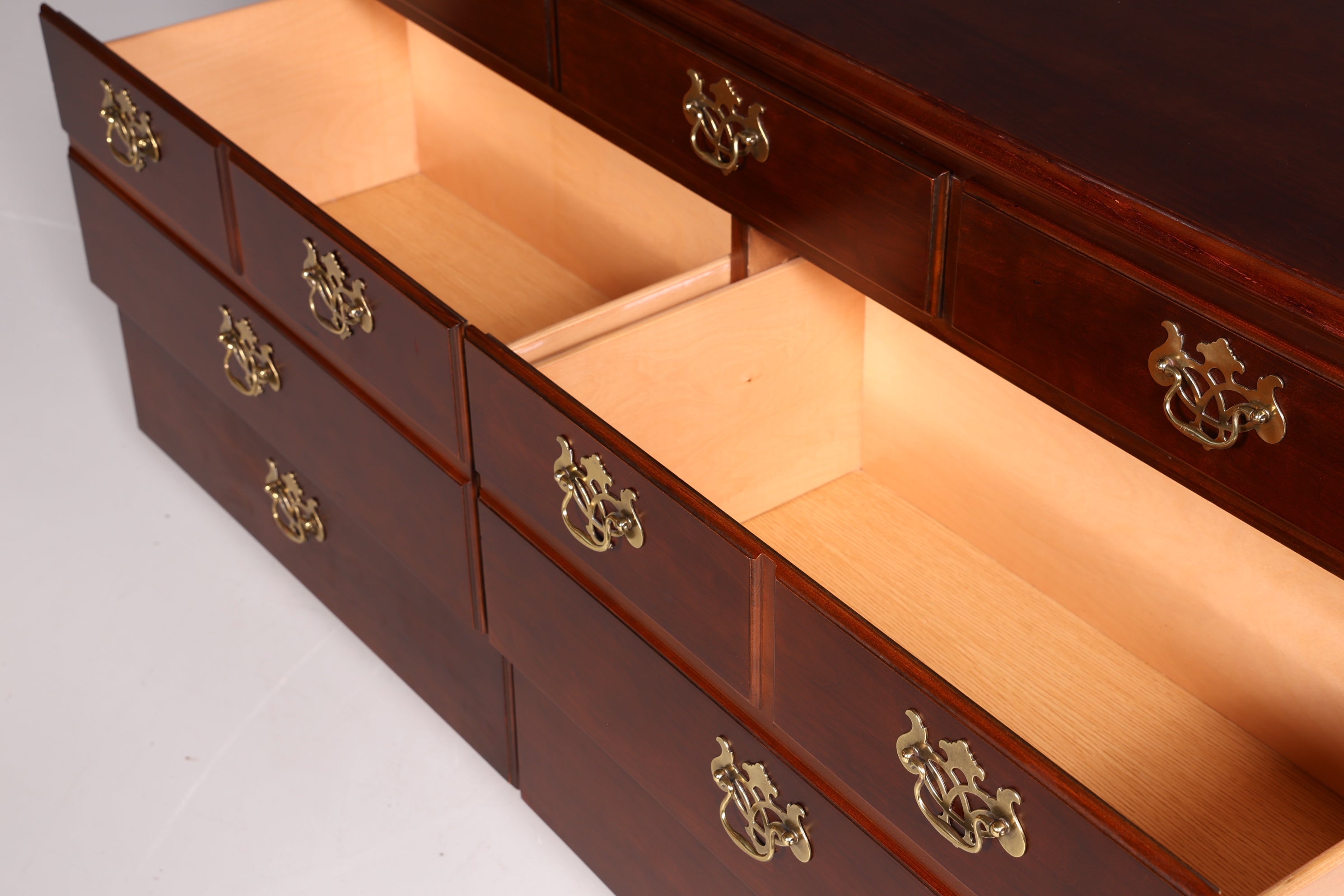 Wunderschönes Sideboard der Marke Drexel Heritage Antik Stil Schrank Kommode USA Anrichte Schubladenkommode