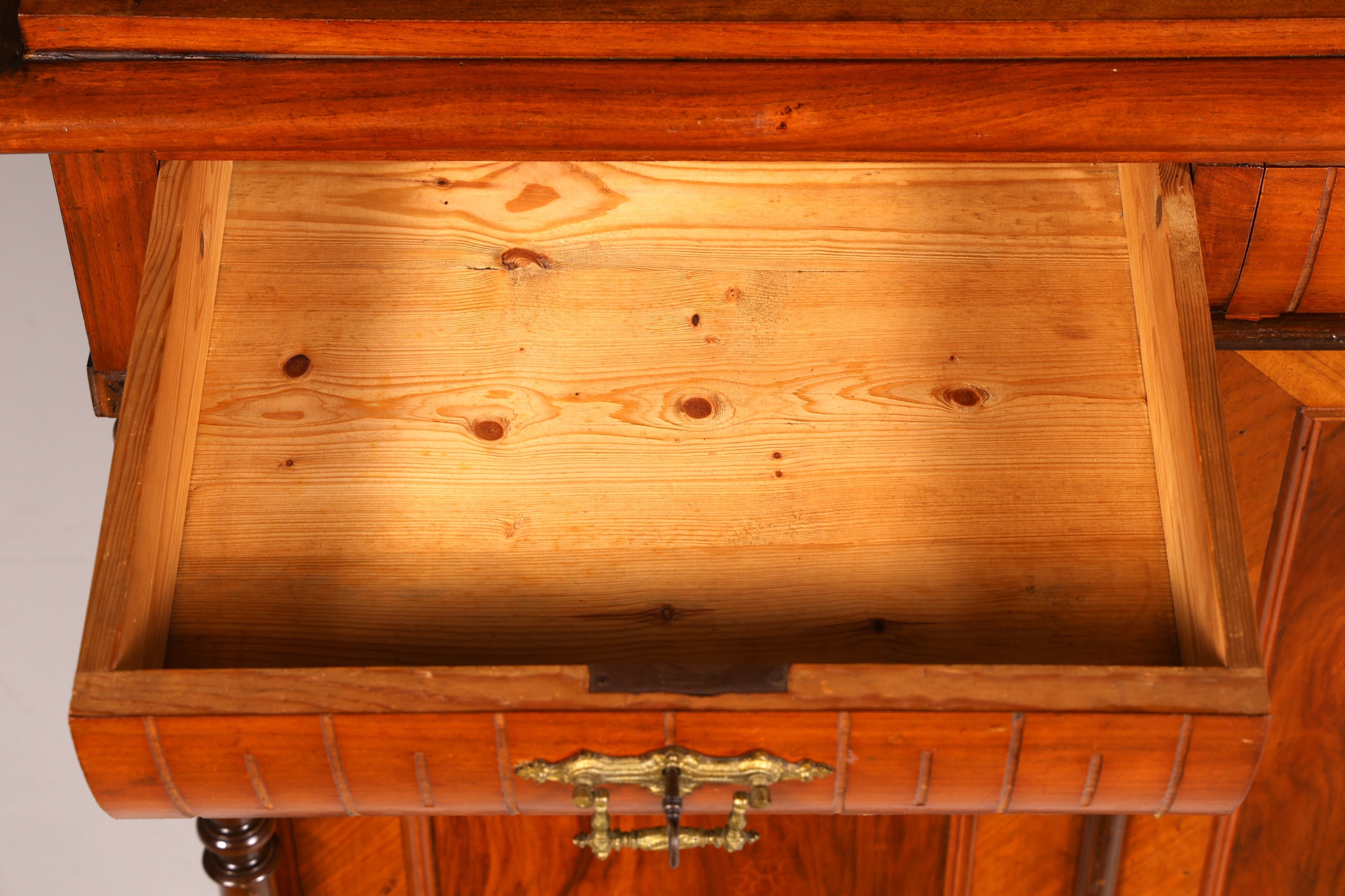 Wunderschöner Gründerzeit Schrank Jugendstil Sideboard Anrichte Kommode Antik Massivholz