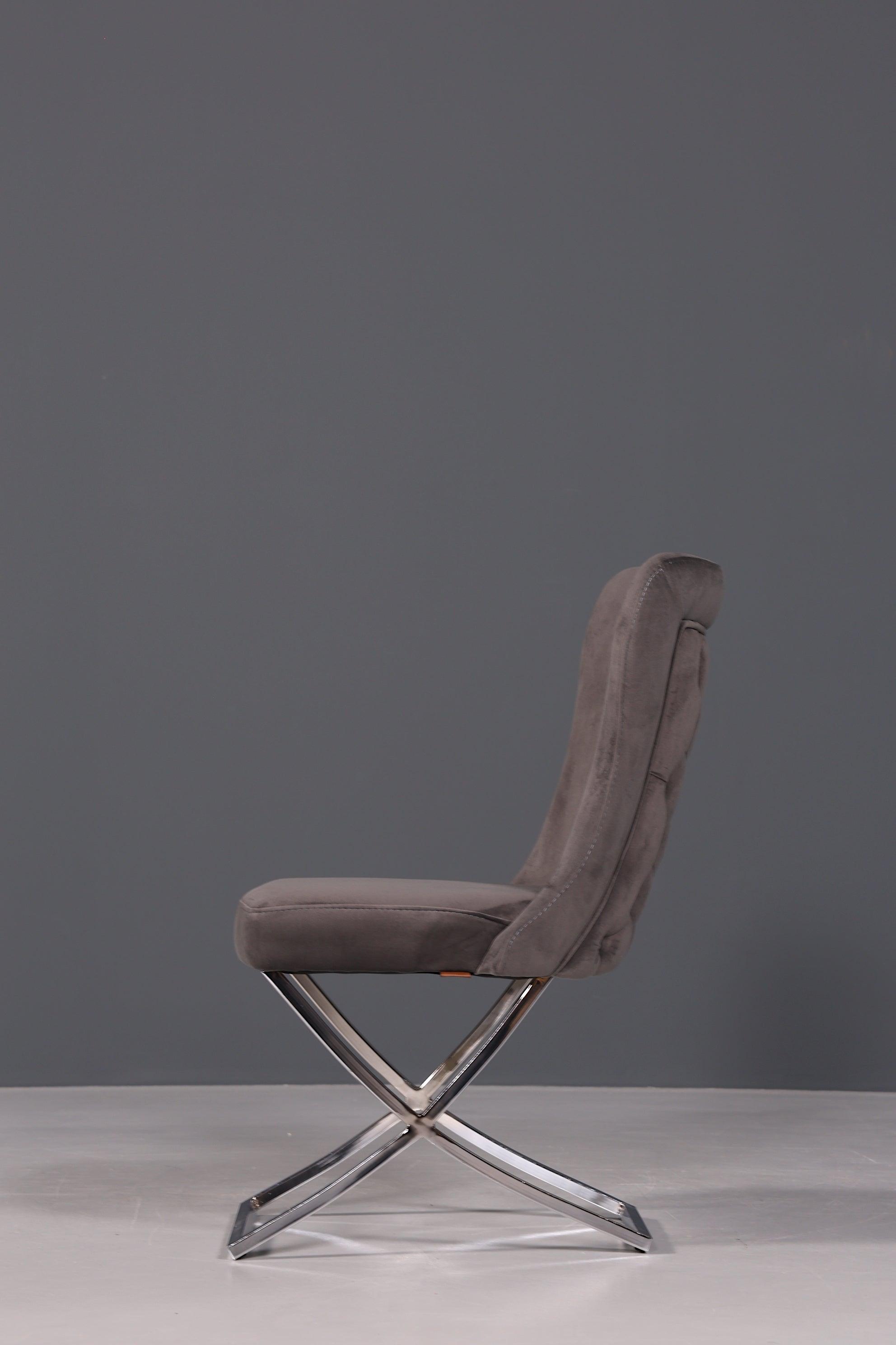 Edler Chesterfield Stil Samtstuhl "Valencia" in Grau