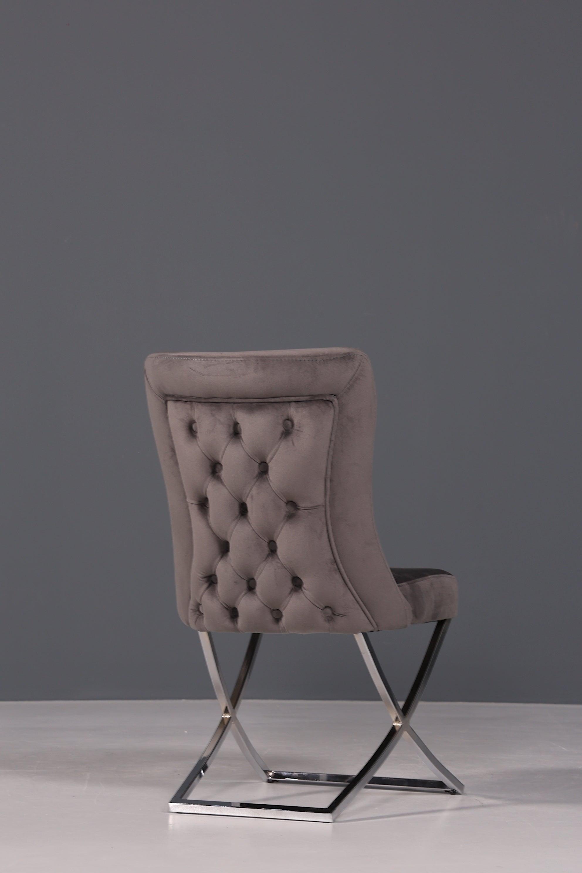 Edler Chesterfield Stil Samtstuhl "Valencia" in Grau