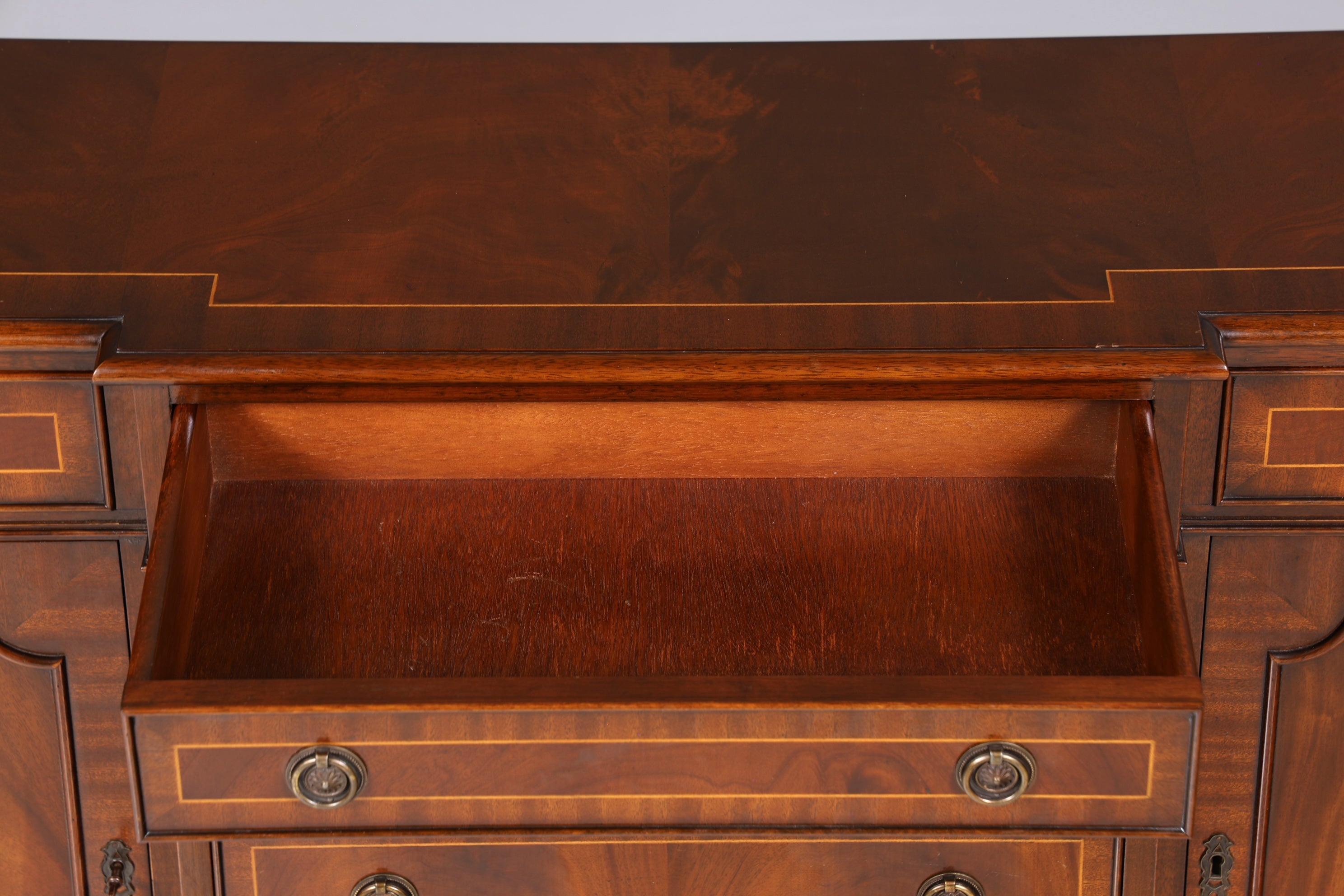 Wunderschönes Englisches Sideboard echt Holz Schrank Antik 60s Buffetschrank Kommode