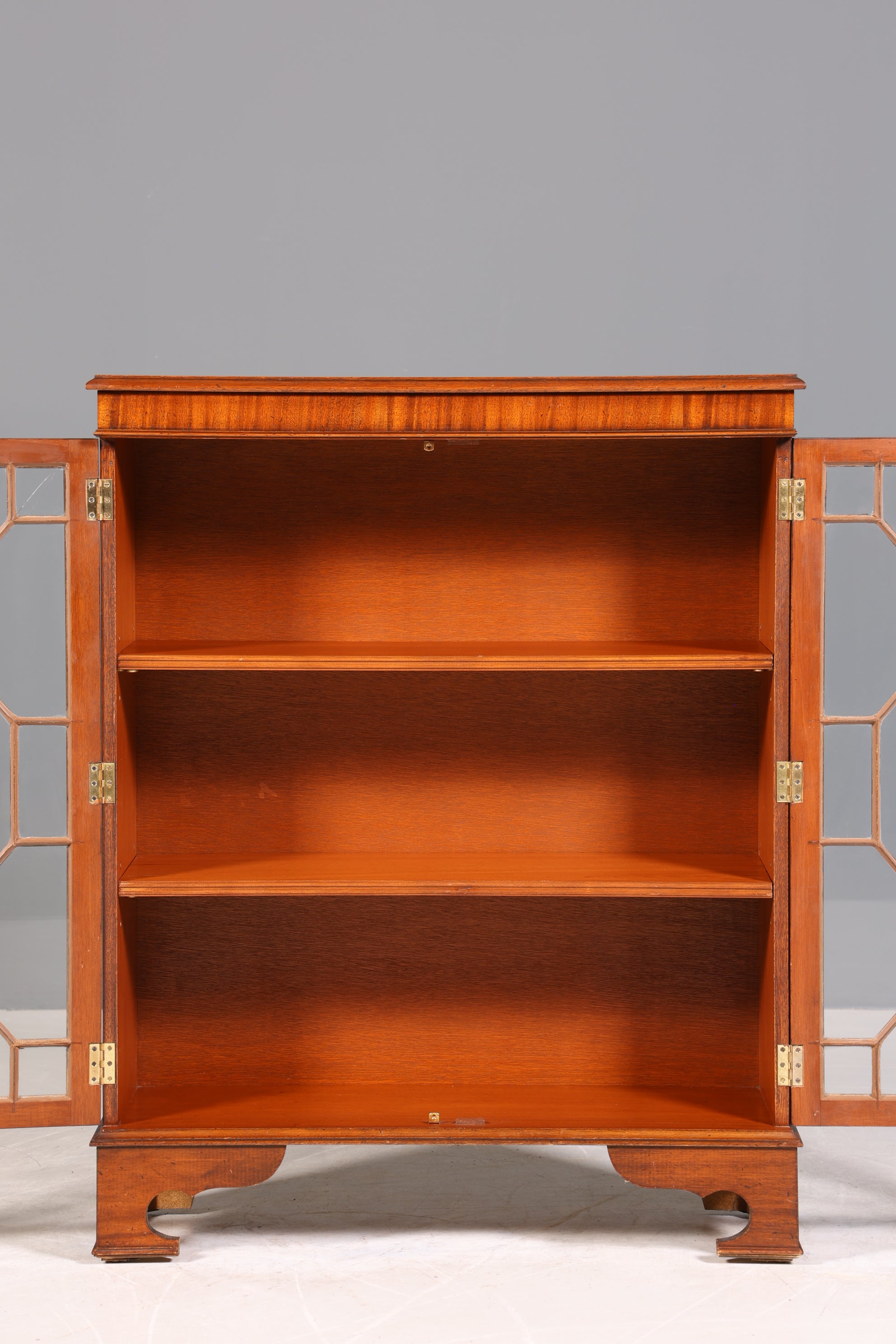 Wunderschöne Englische Vitrine Regal Buffet Antik Stil Englisch Glasvitrine Bücherregal