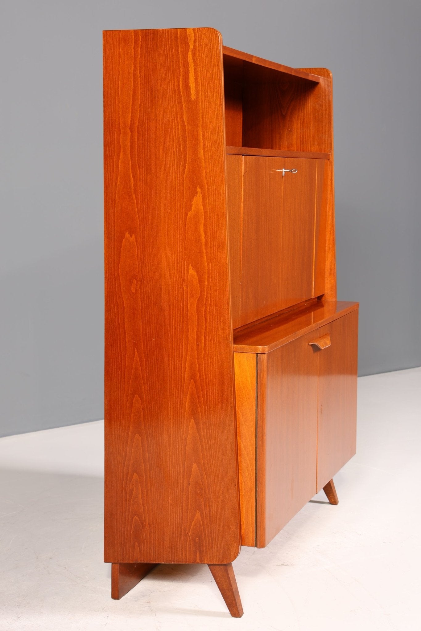 Stilvoller Mid Century Schrank František Jirák für Tatra Nabytok Sekretär Bücherregal Retro Highboard Vintage Regal 60s