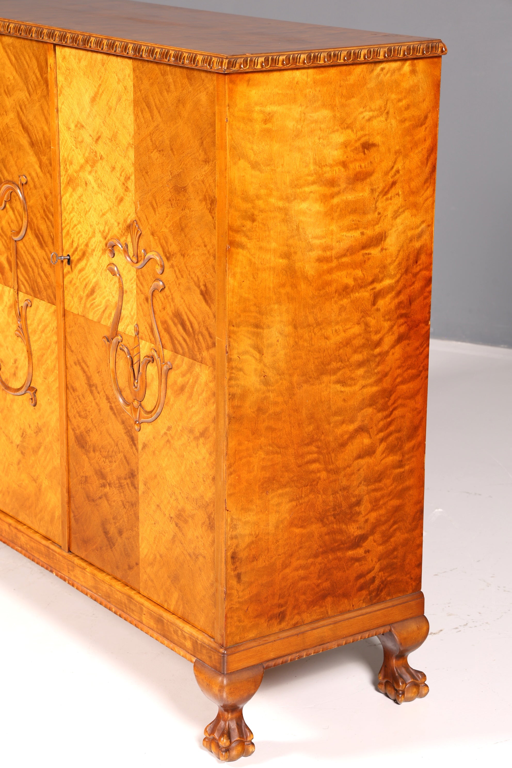Stilvoller Original Art Deco Schrank Sideboard Highboard Kommode um 1930 Antik Massivholz