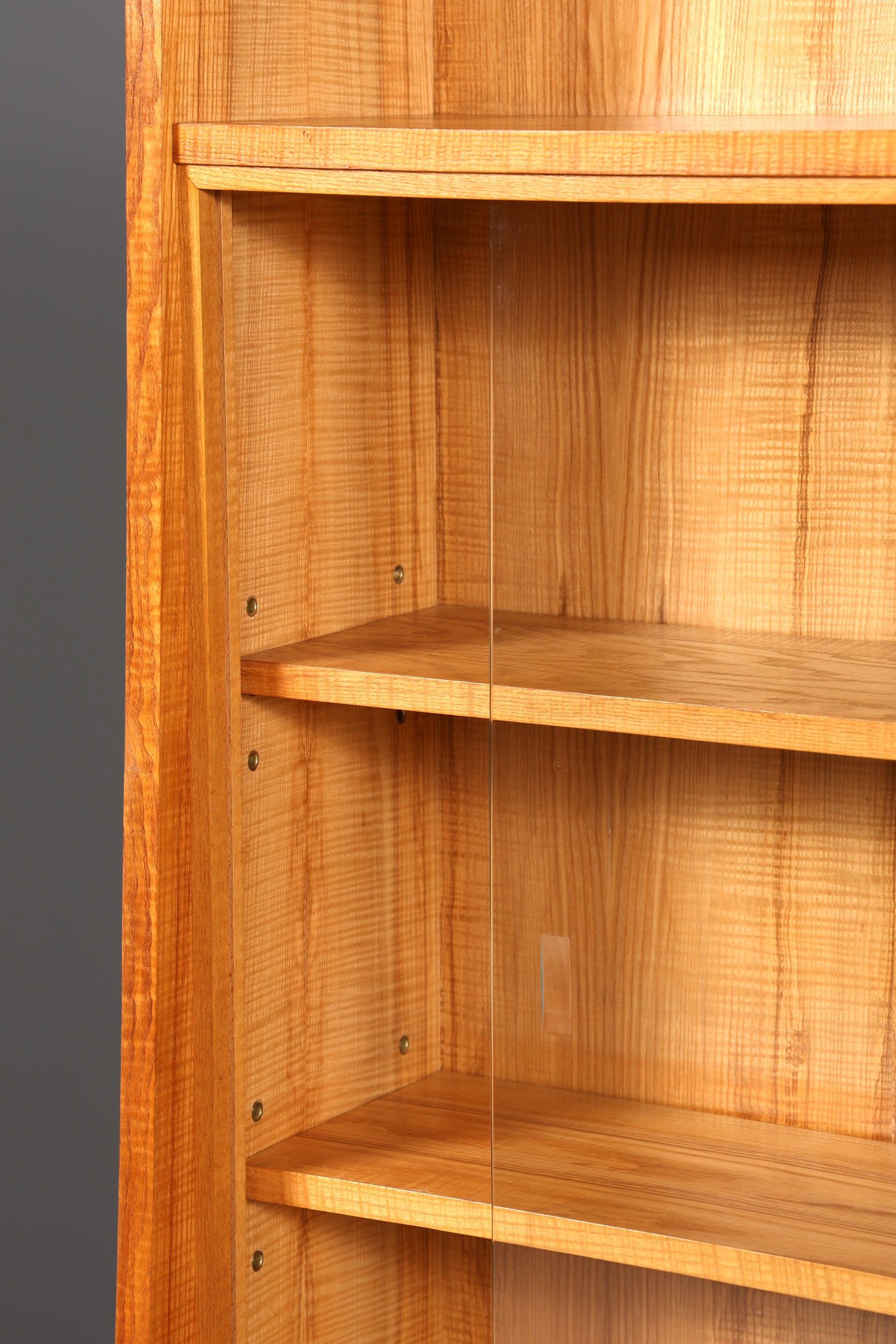 Wunderschöner XXL Mid Century Schrank Bücherregal Vintage Regal Bibliothek Holz Bookshelf