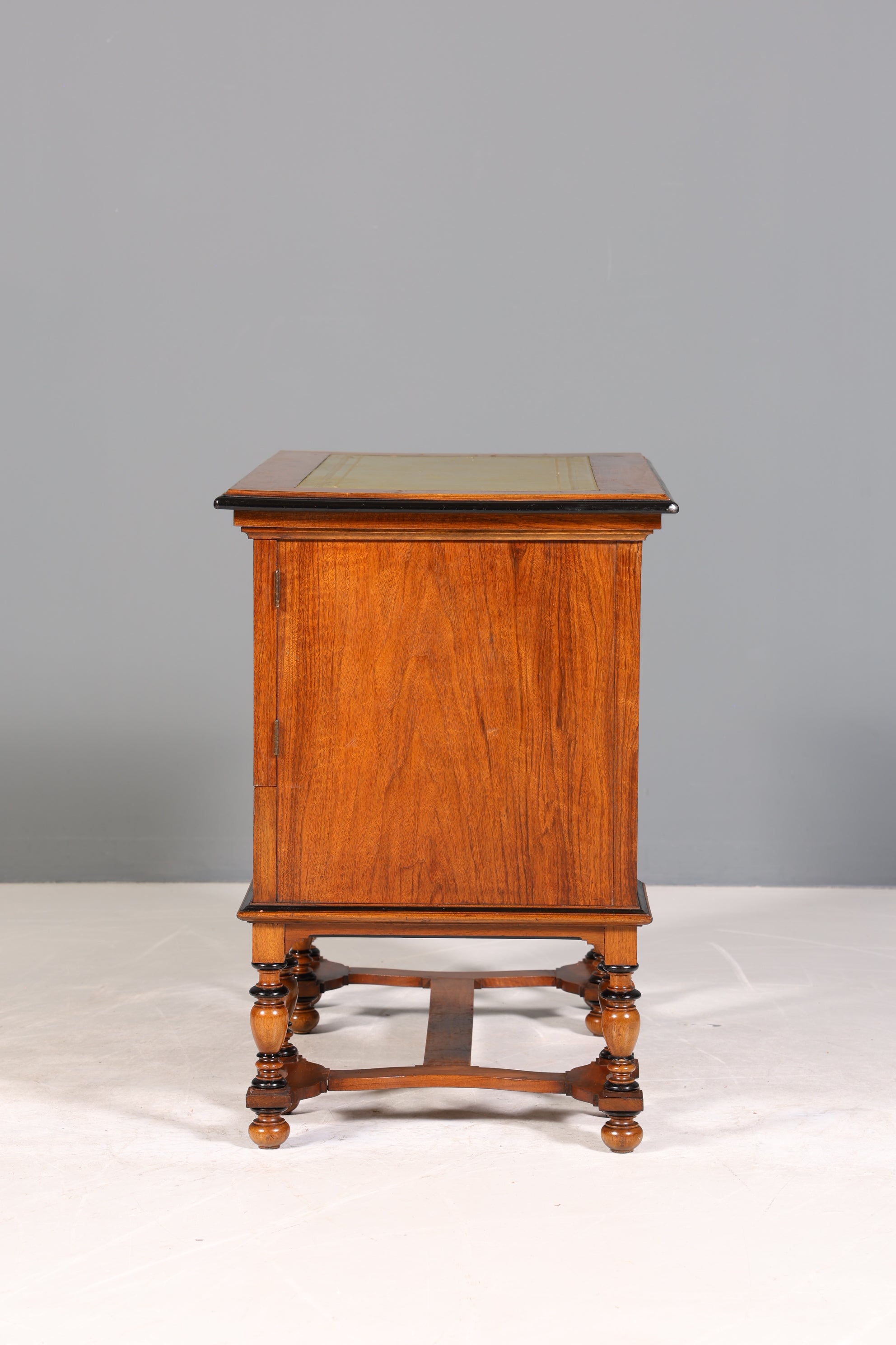 Traumhafter Gründerzeit Schreibtisch Jugendstil Eiche Bürotisch echt Leder Antik Office Desk