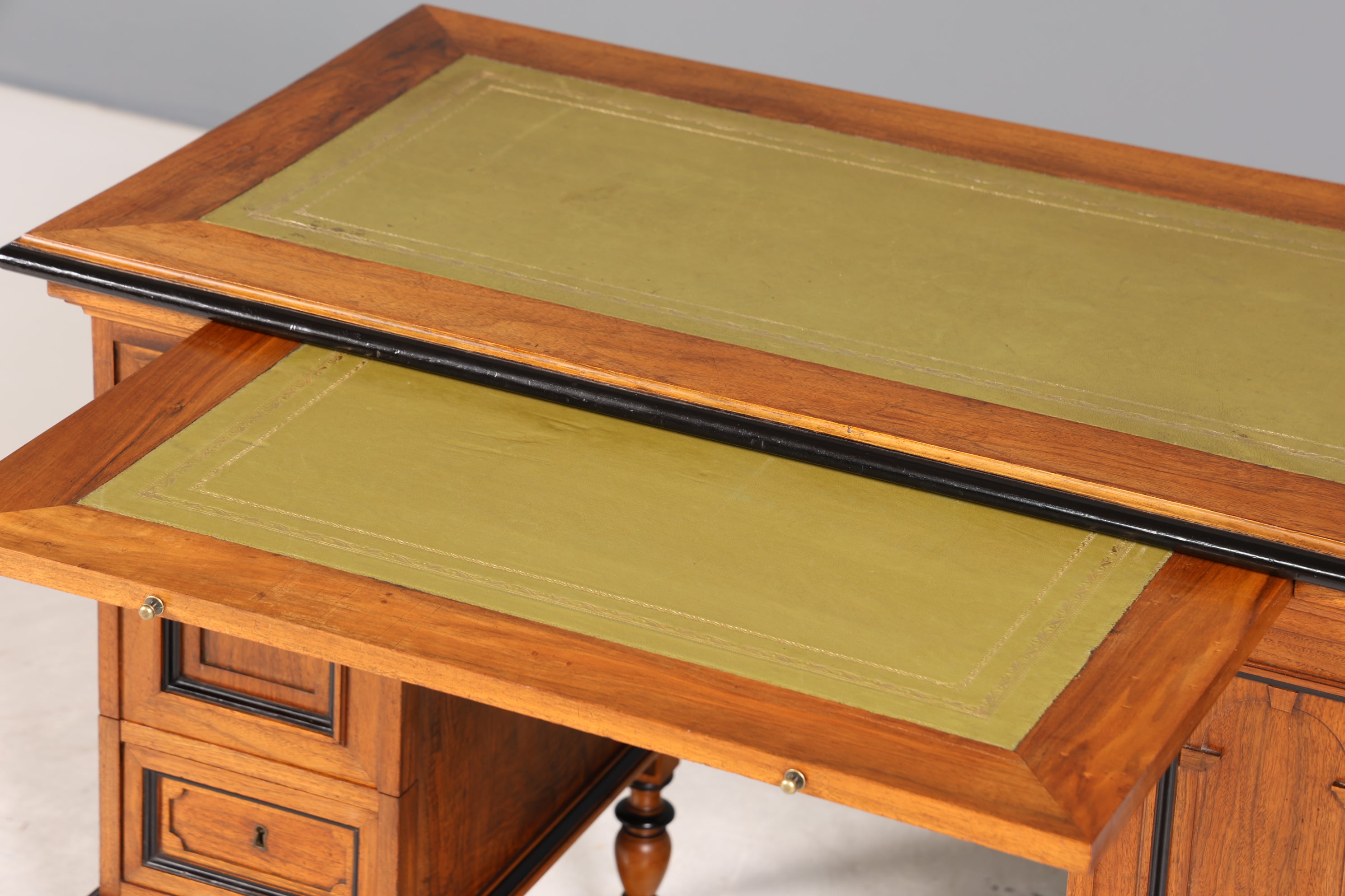 Traumhafter Gründerzeit Schreibtisch Jugendstil Eiche Bürotisch echt Leder Antik Office Desk