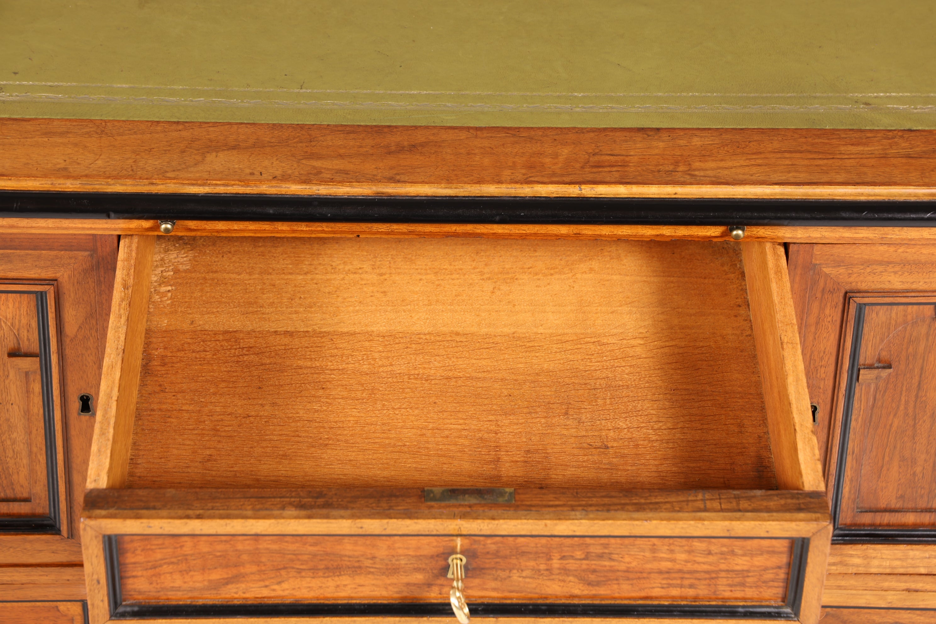Traumhafter Gründerzeit Schreibtisch Jugendstil Eiche Bürotisch echt Leder Antik Office Desk