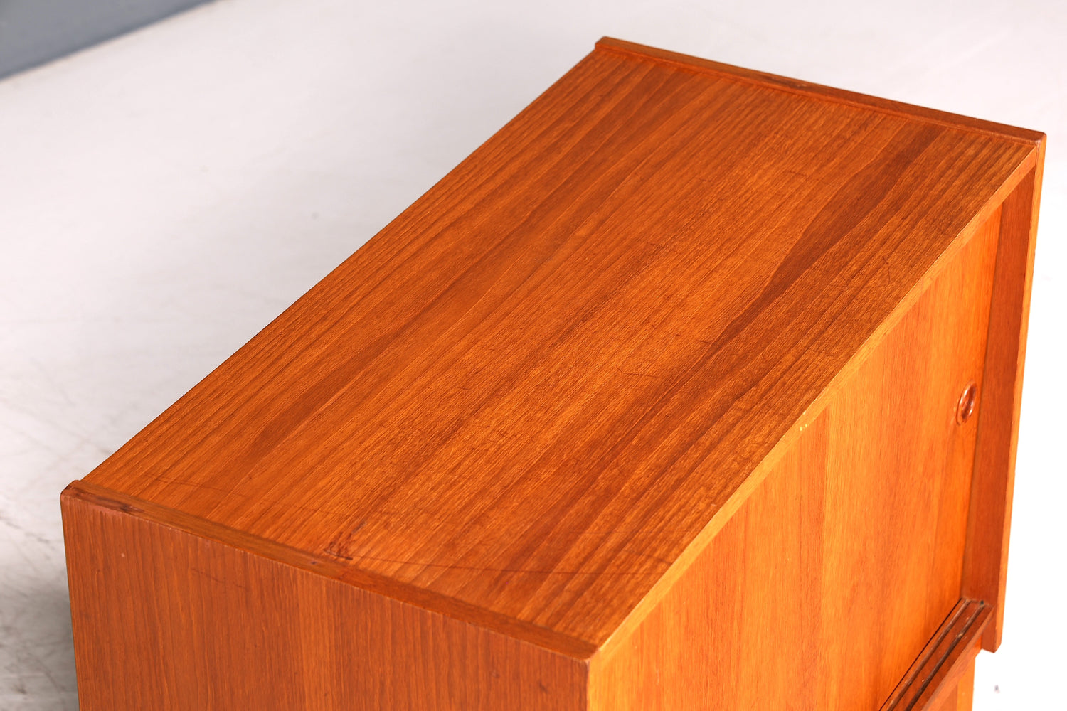 Traumhafter Mid Century Schrank Teak Holz Schiebetür Kommode Danish Design Sideboard 2 von 2