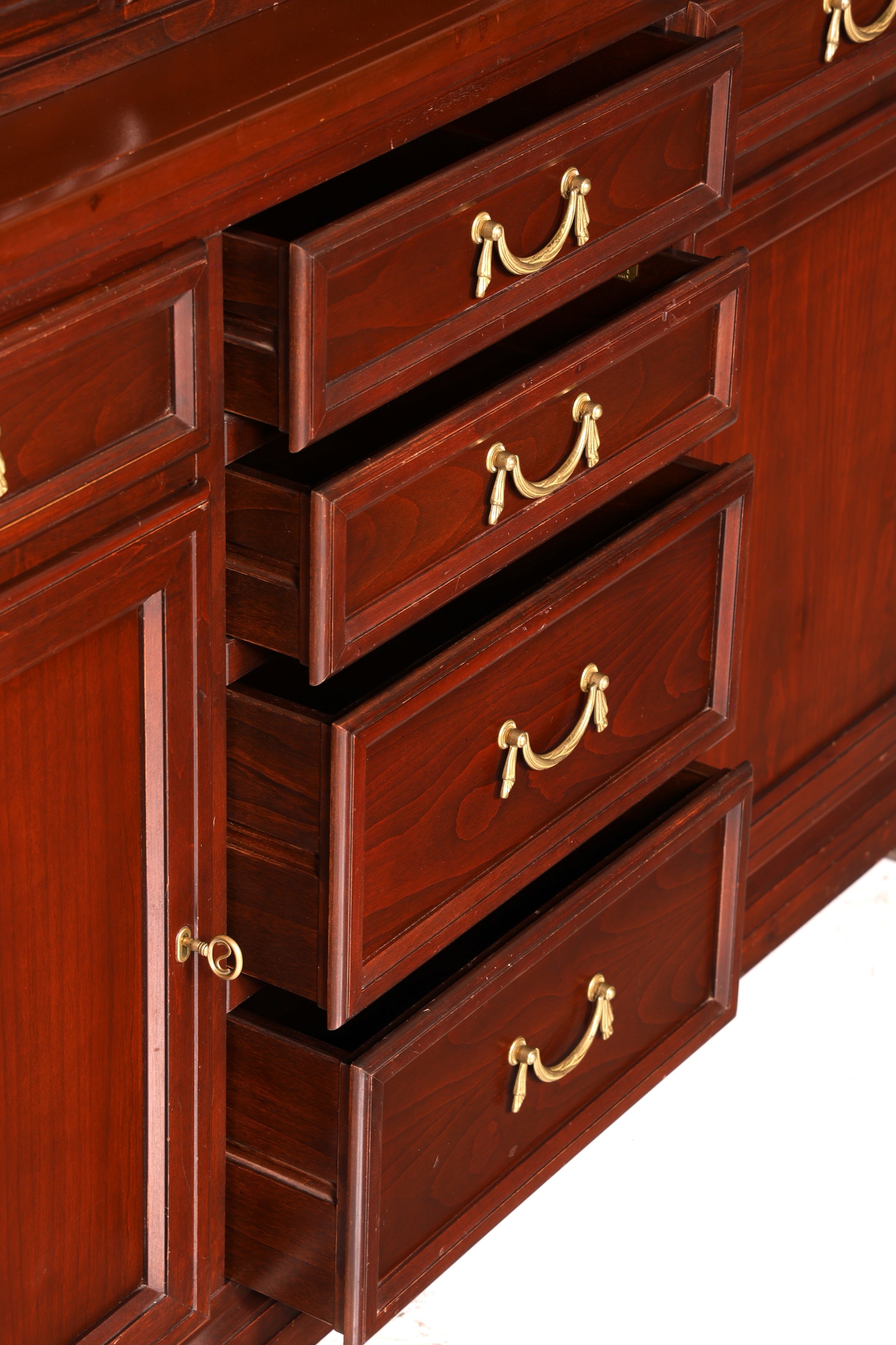 Wunderschöne Original Selva Vitrine Villa Borghese Antik Stil massiv Holz Buffet Schrank Bibliothek