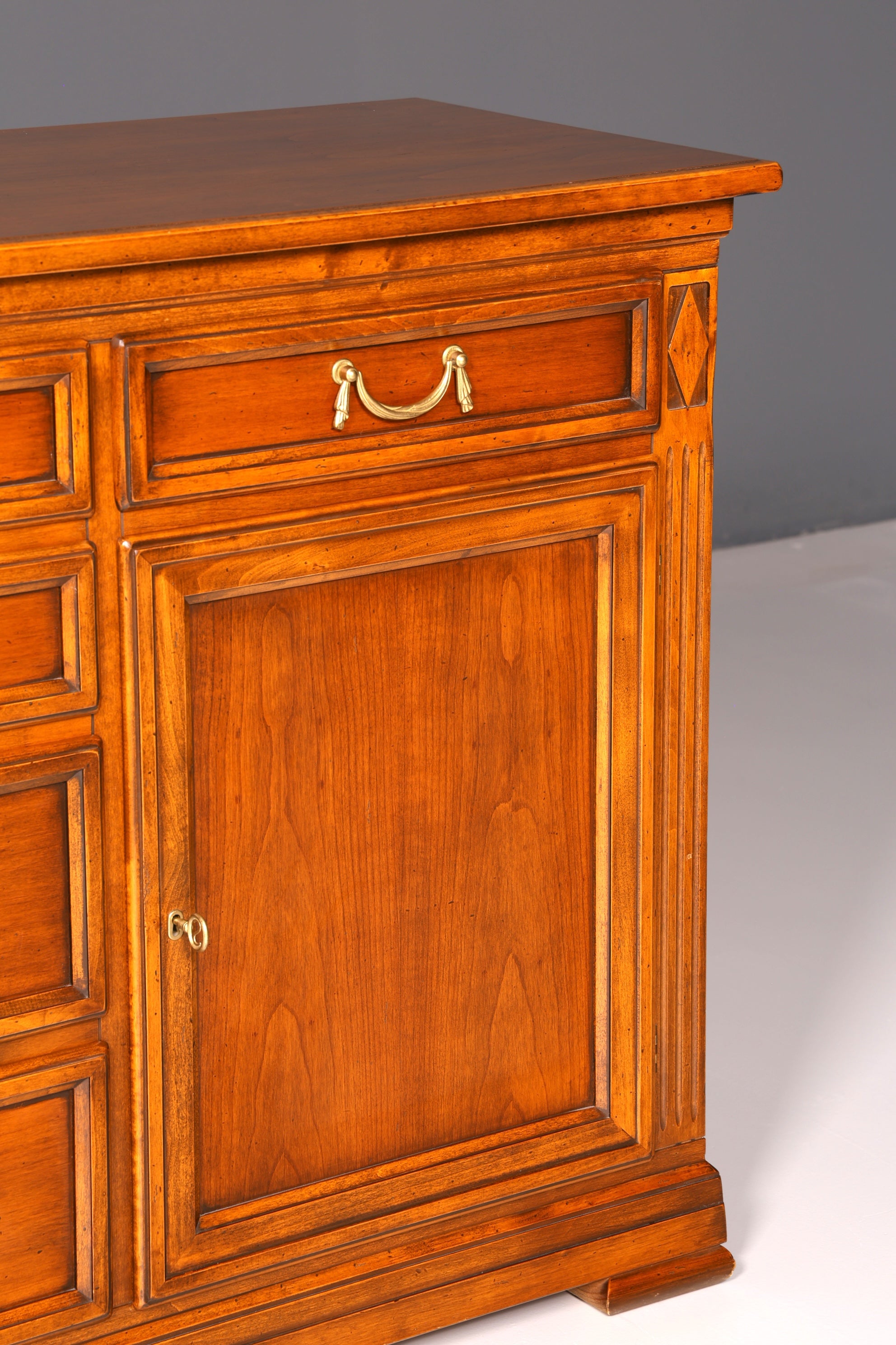 Wunderschönes Original Selva Sideboard Villa Borghese Antik Stil Schrank Kommode Buffet Anrichte